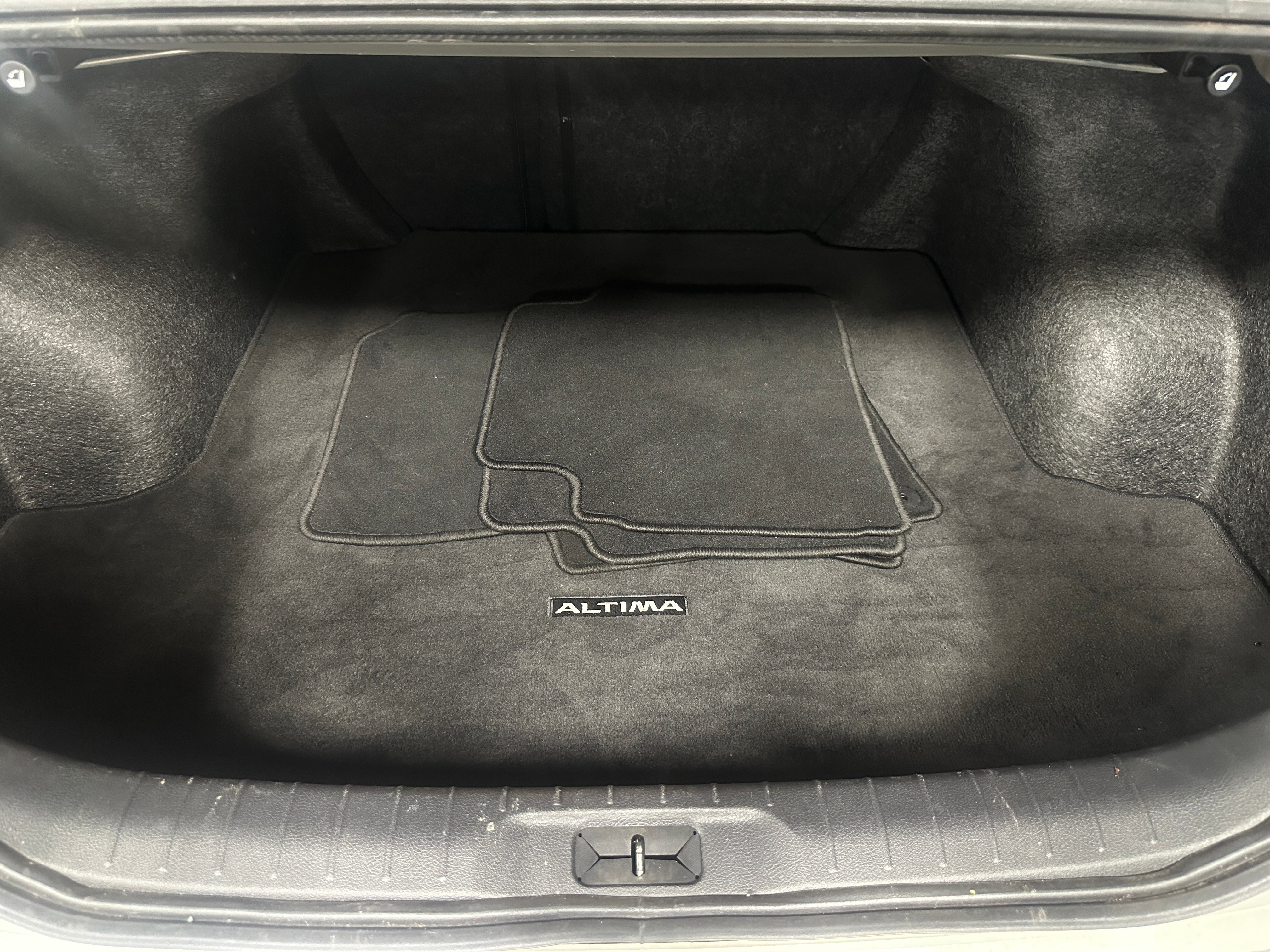 Thumbnail: 2024 Nissan Altima - 7