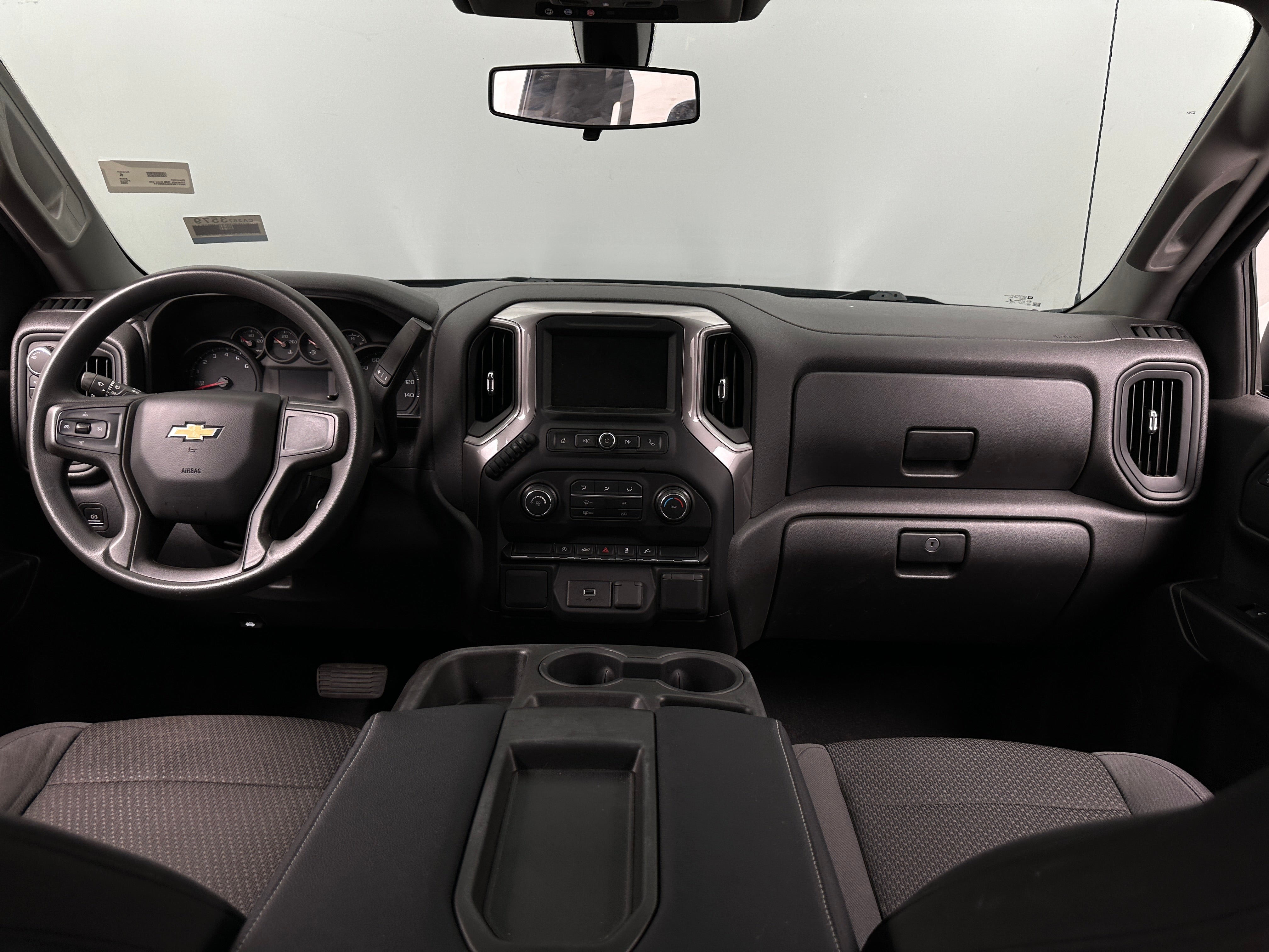 Thumbnail: 2020 Chevrolet Silverado 1500 - 3