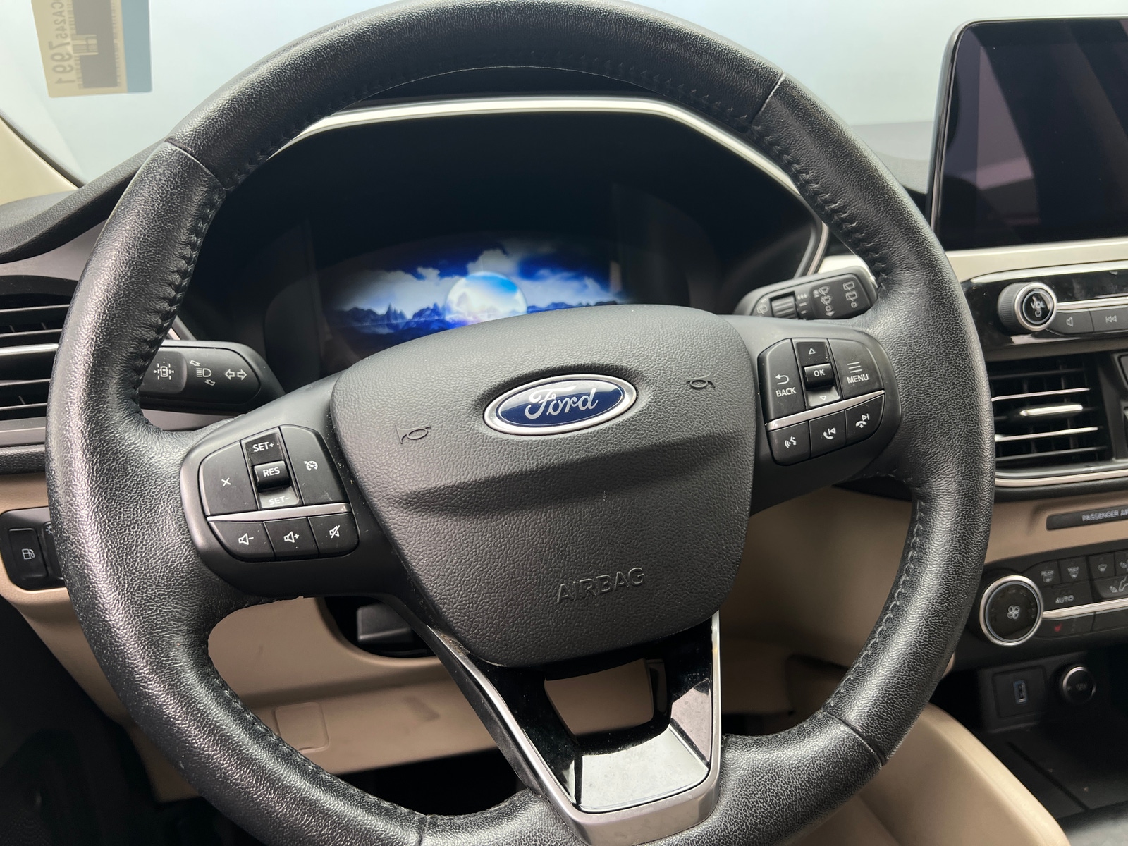 Thumbnail: 2020 Ford Escape - 5