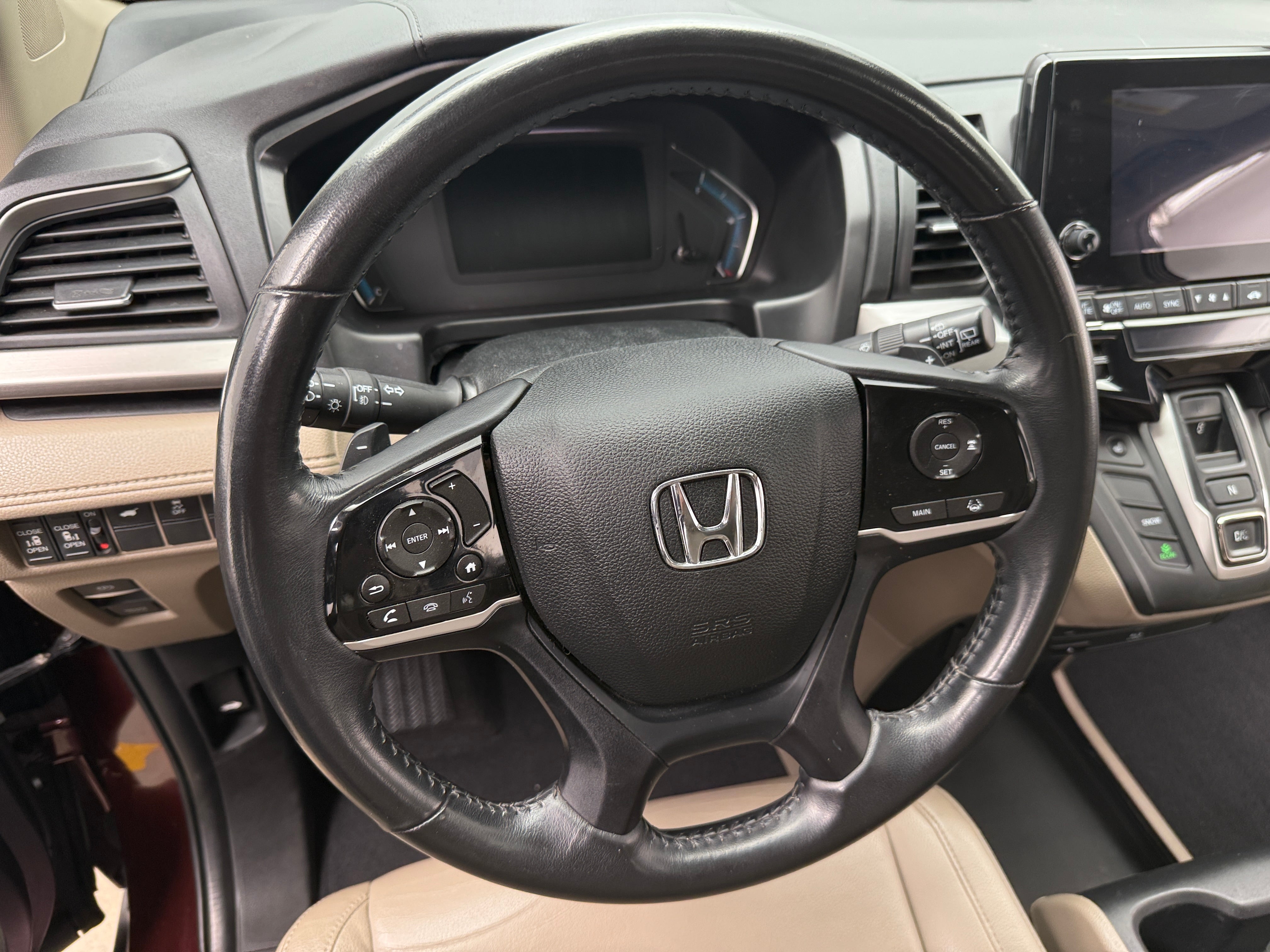 Thumbnail: 2018 Honda Odyssey - 4