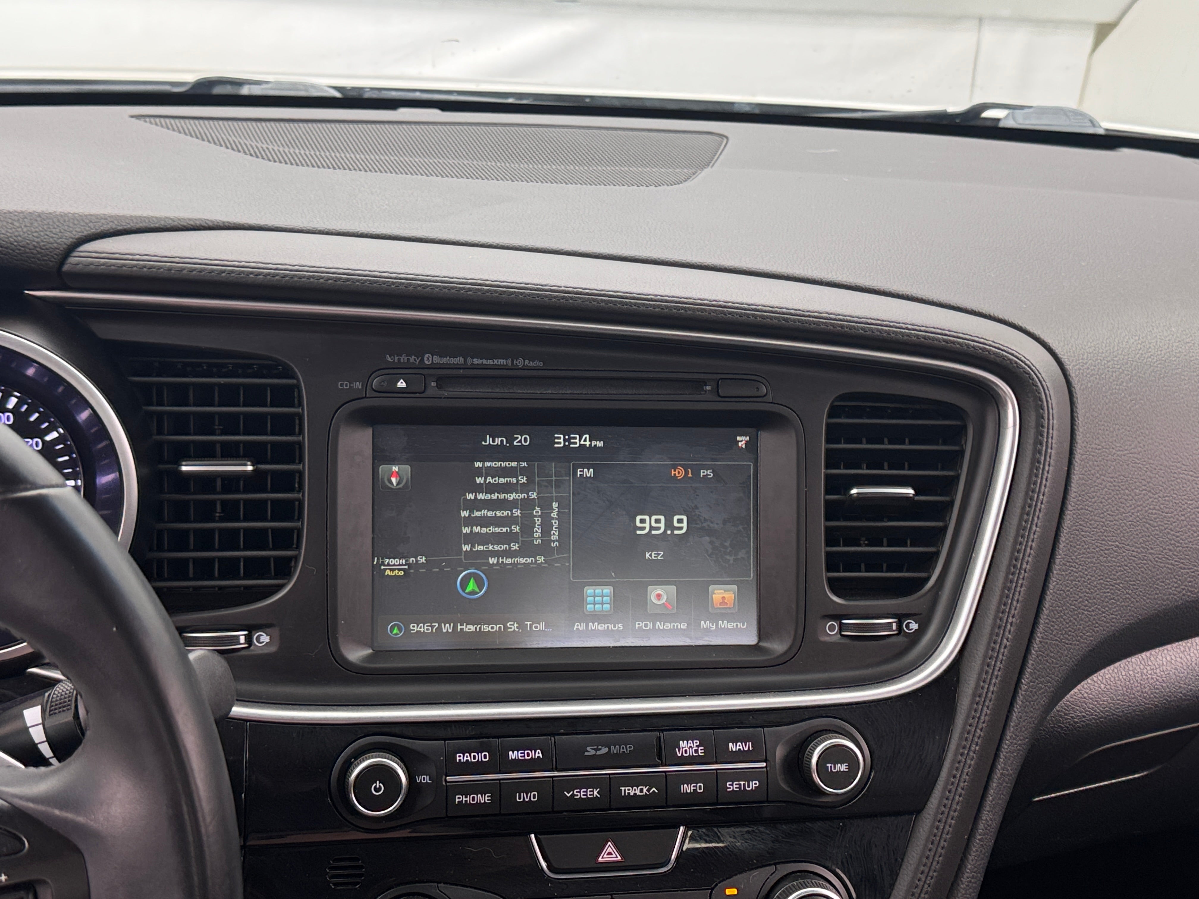 Thumbnail: 2015 Kia Optima - 3