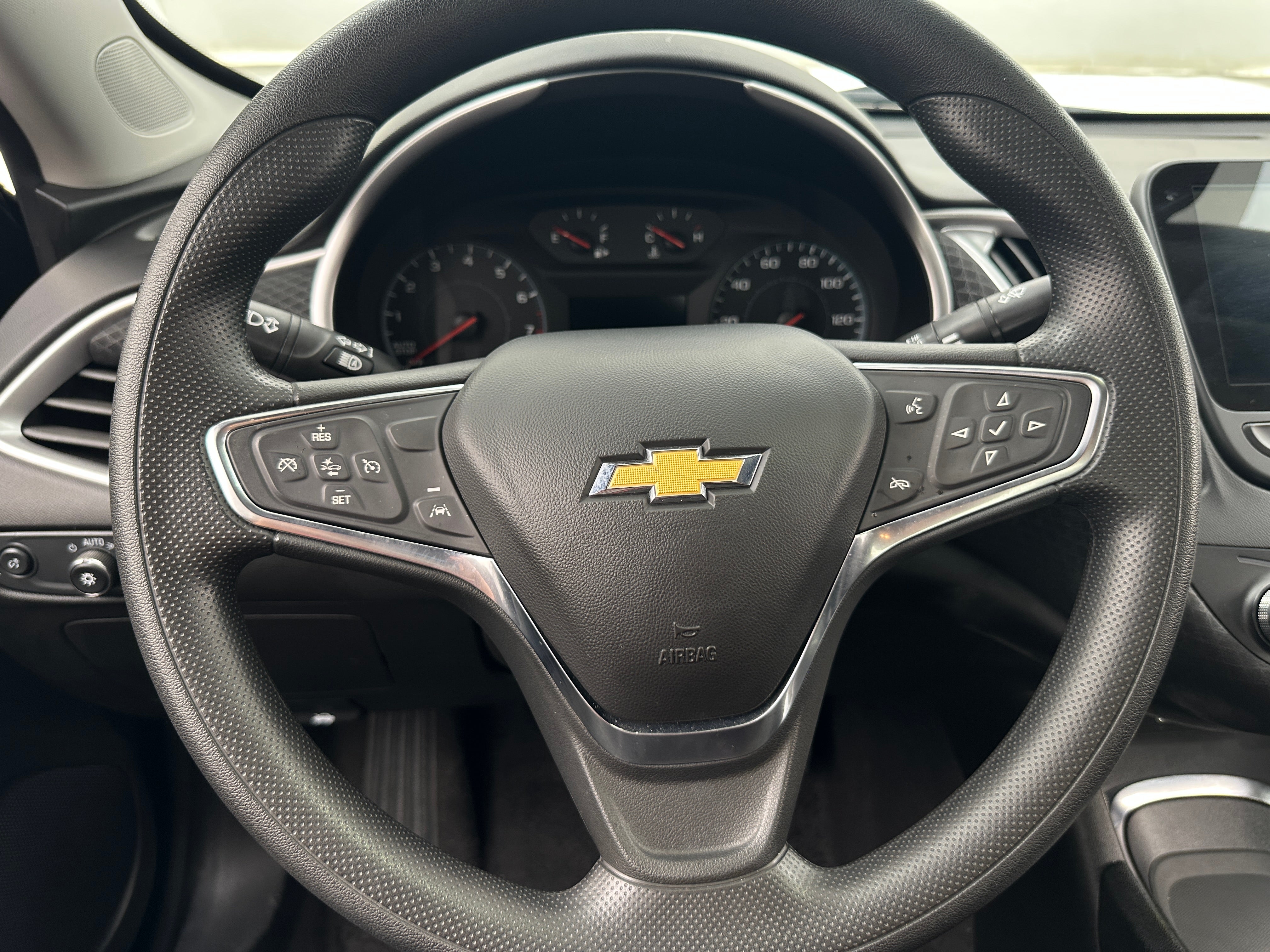 Thumbnail: 2025 Chevrolet Malibu - 5
