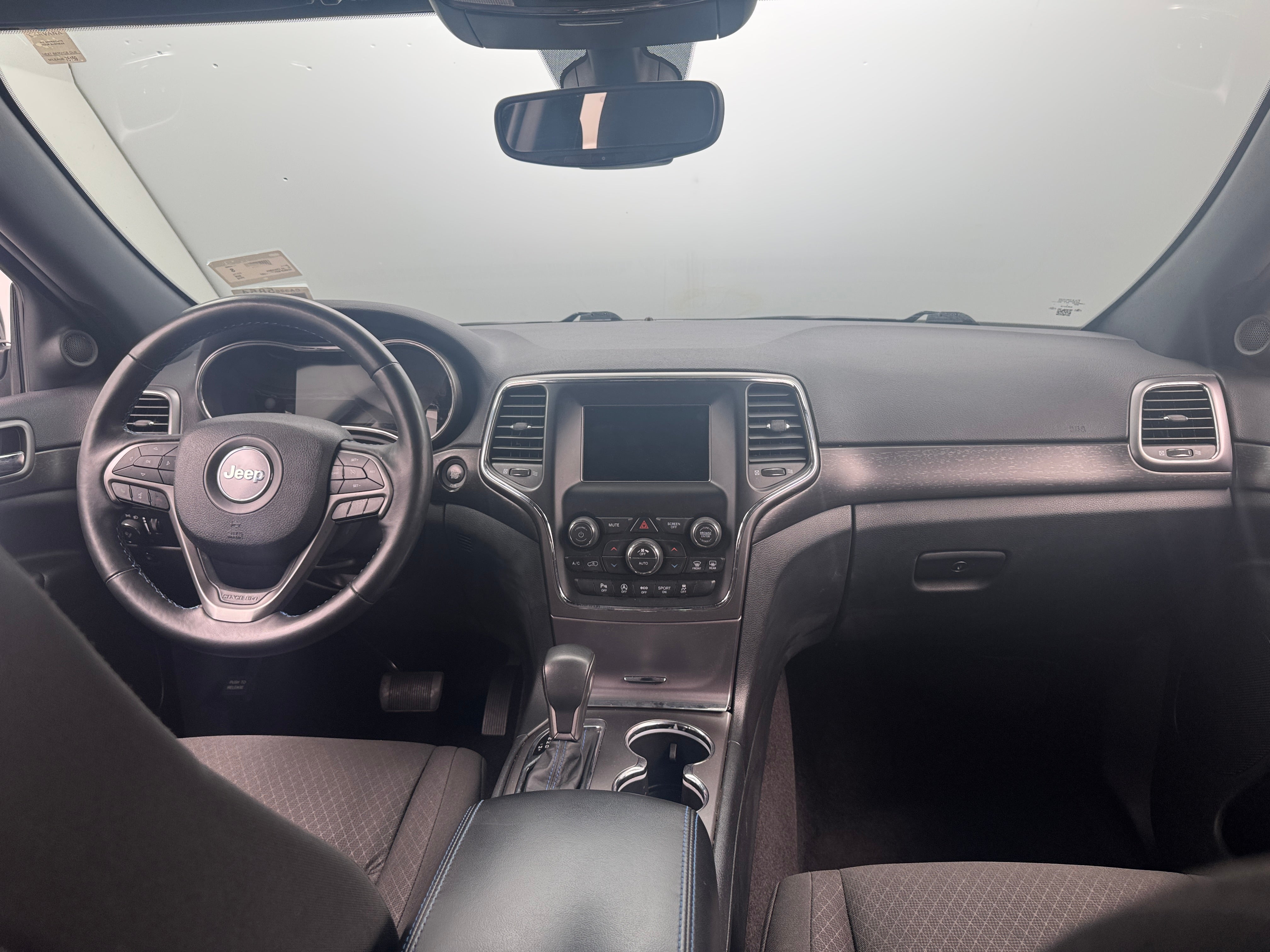 Thumbnail: 2018 Jeep Grand Cherokee - 3