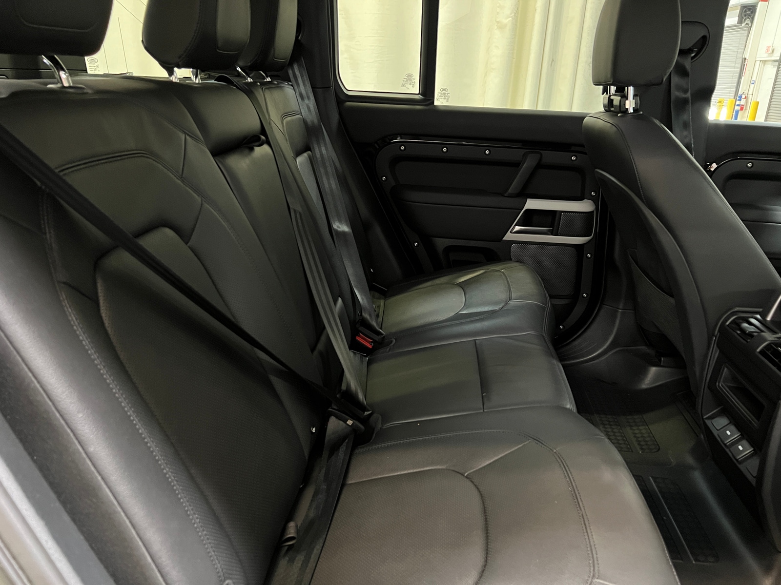 Thumbnail: 2024 Land Rover Defender - 5