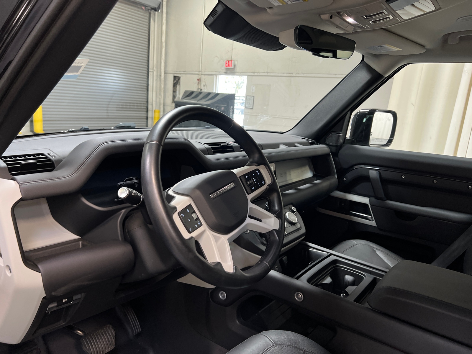 Thumbnail: 2024 Land Rover Defender - 2