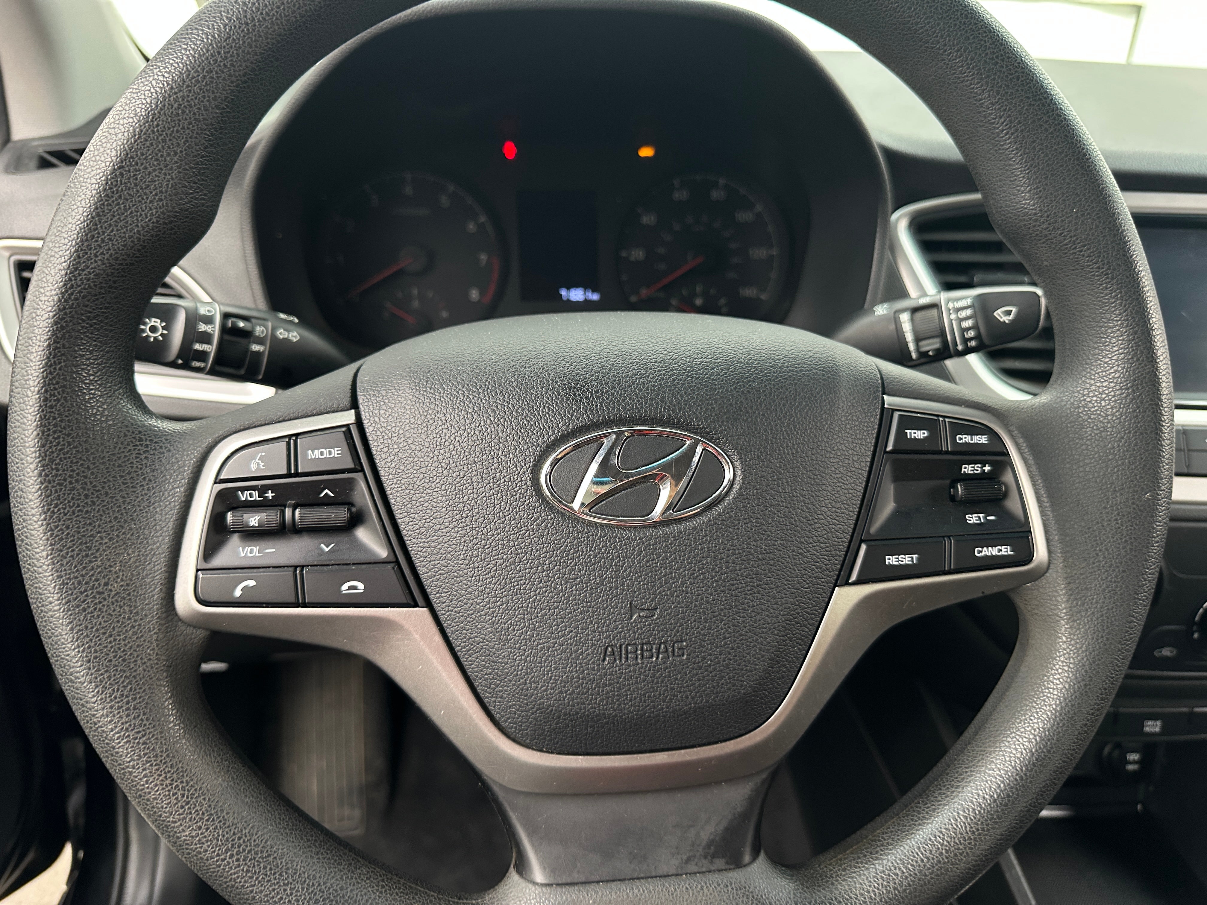 Thumbnail: 2022 Hyundai Accent - 5