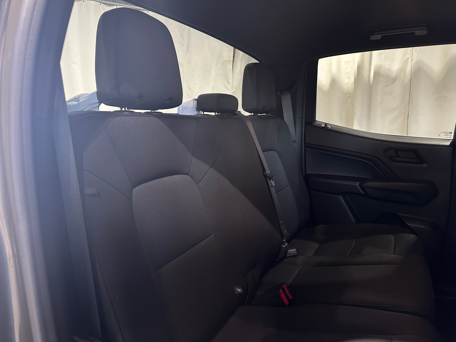 Thumbnail: 2023 Chevrolet Colorado - 6