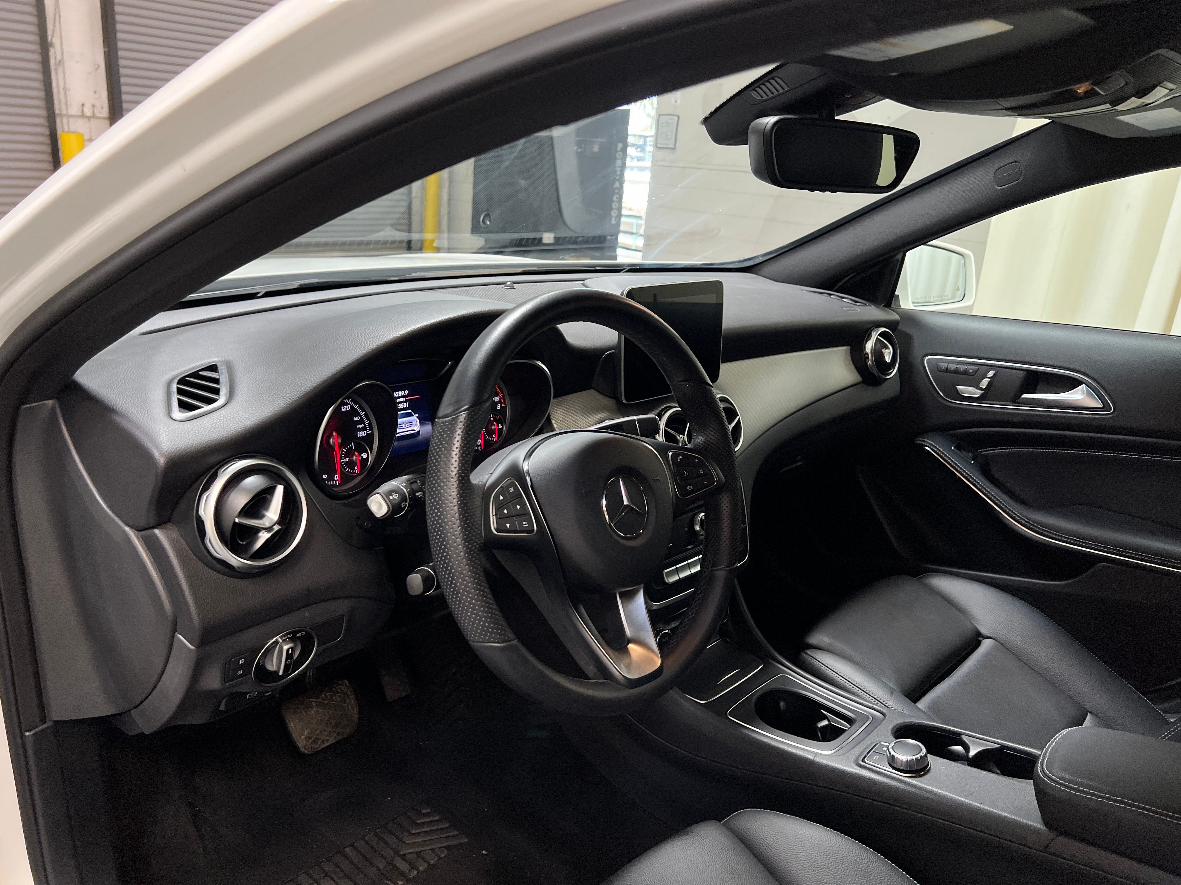 Thumbnail: 2020 Mercedes-Benz GLA - 2