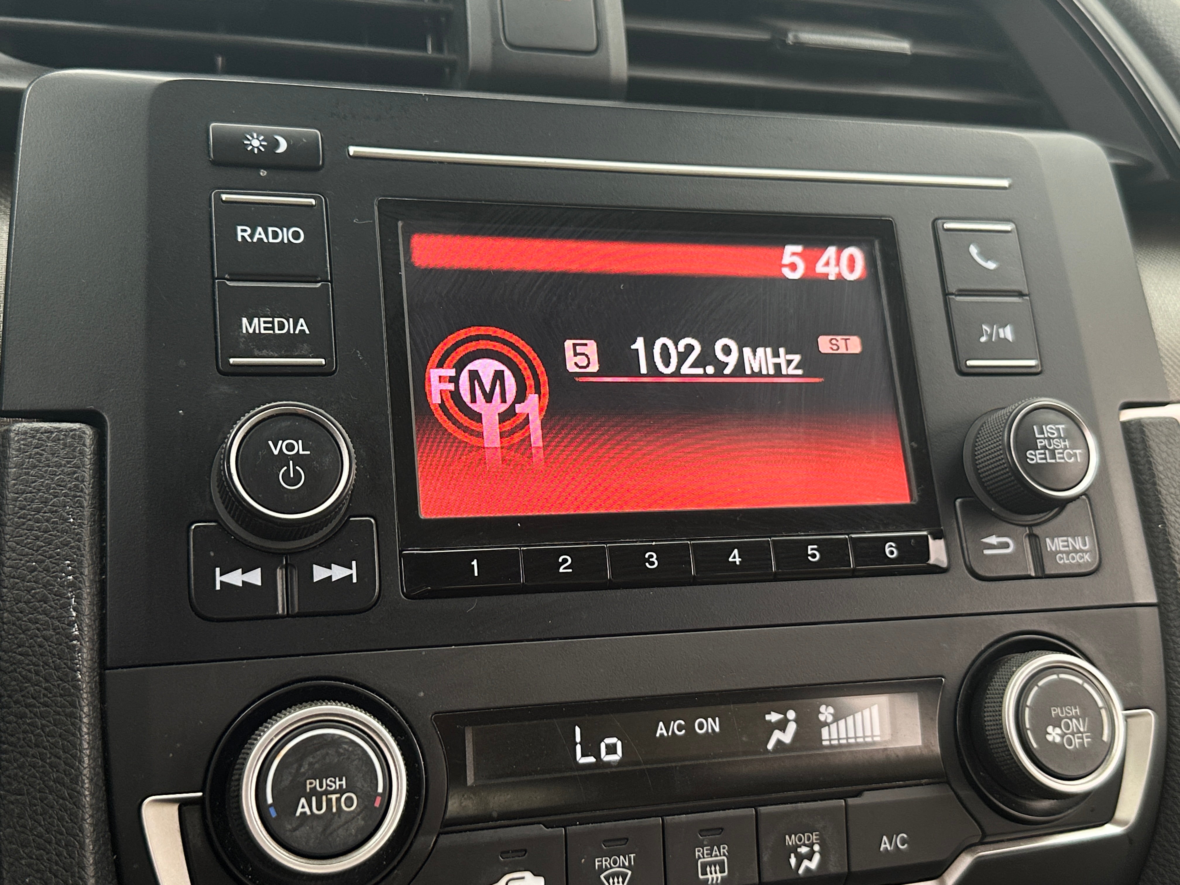 Thumbnail: 2019 Honda Civic - 4