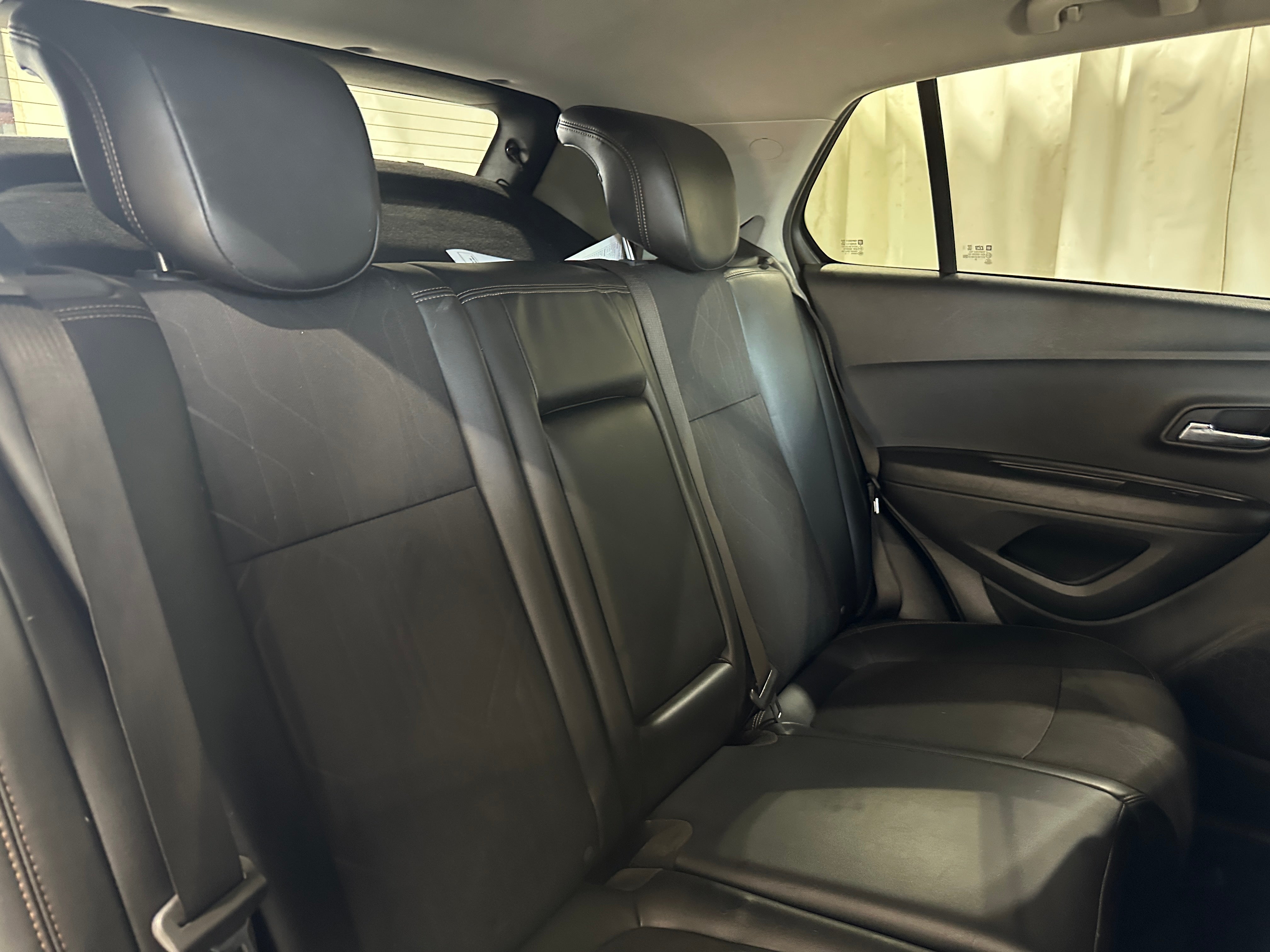 Thumbnail: 2021 Chevrolet Trax - 5