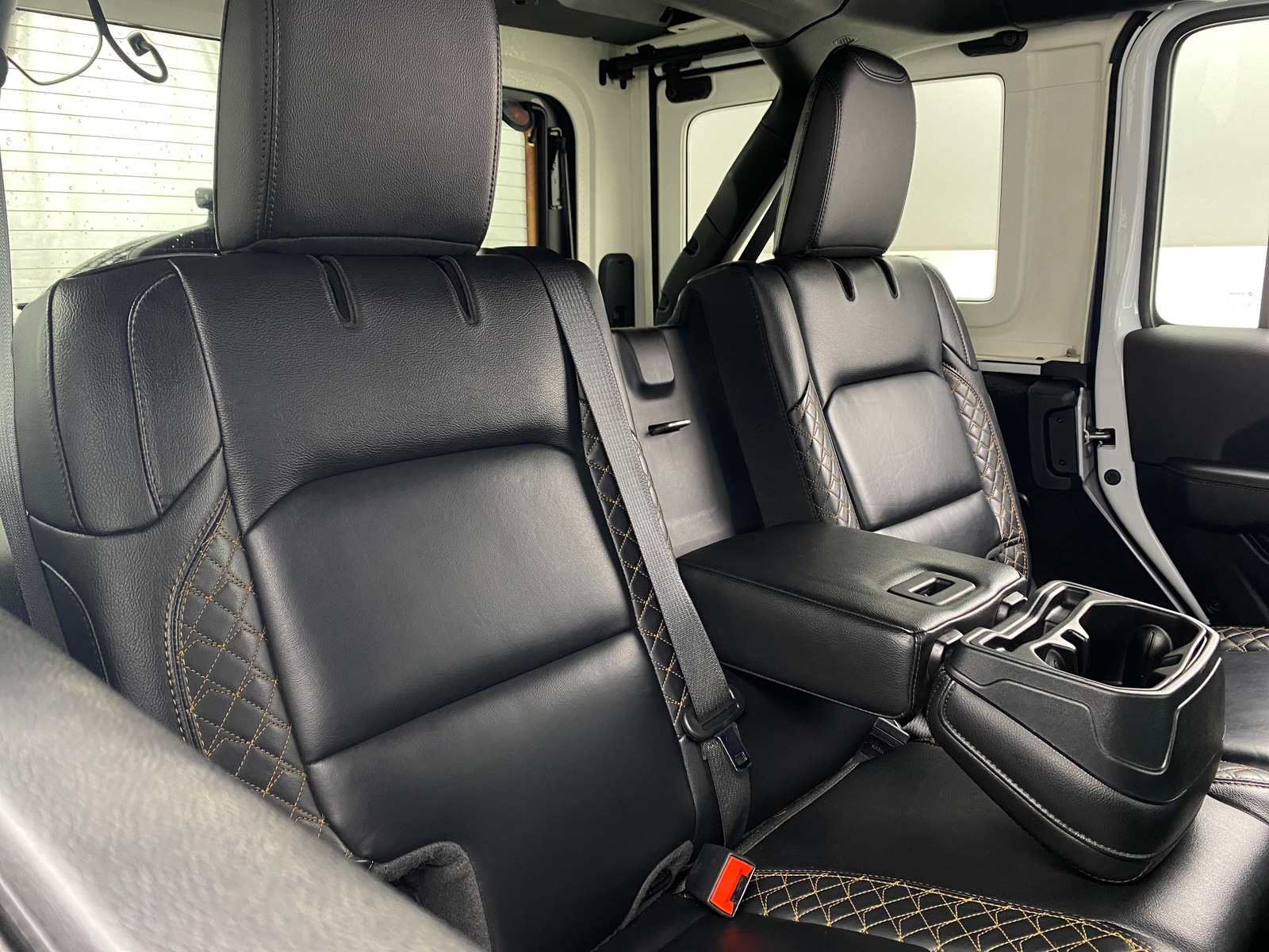Thumbnail: 2021 Jeep Wrangler - 5