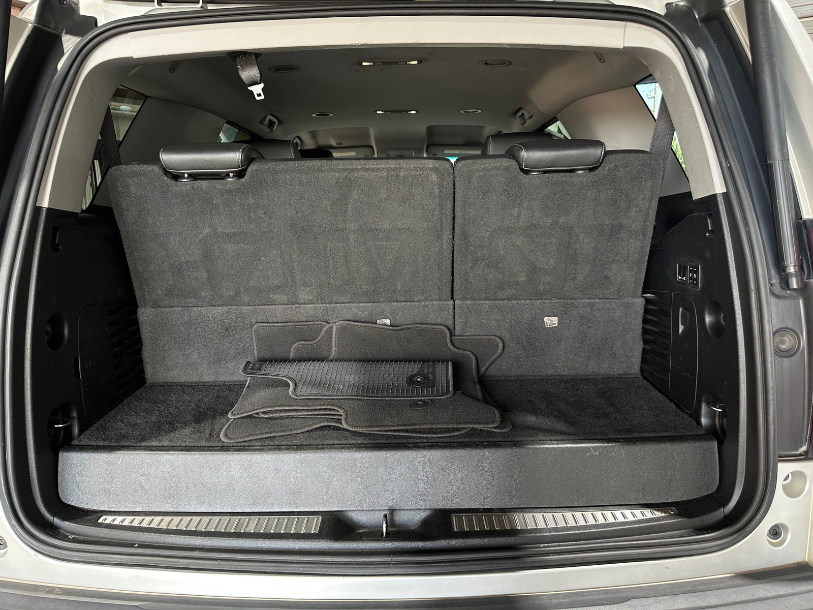 Thumbnail: 2018 Chevrolet Tahoe - 6