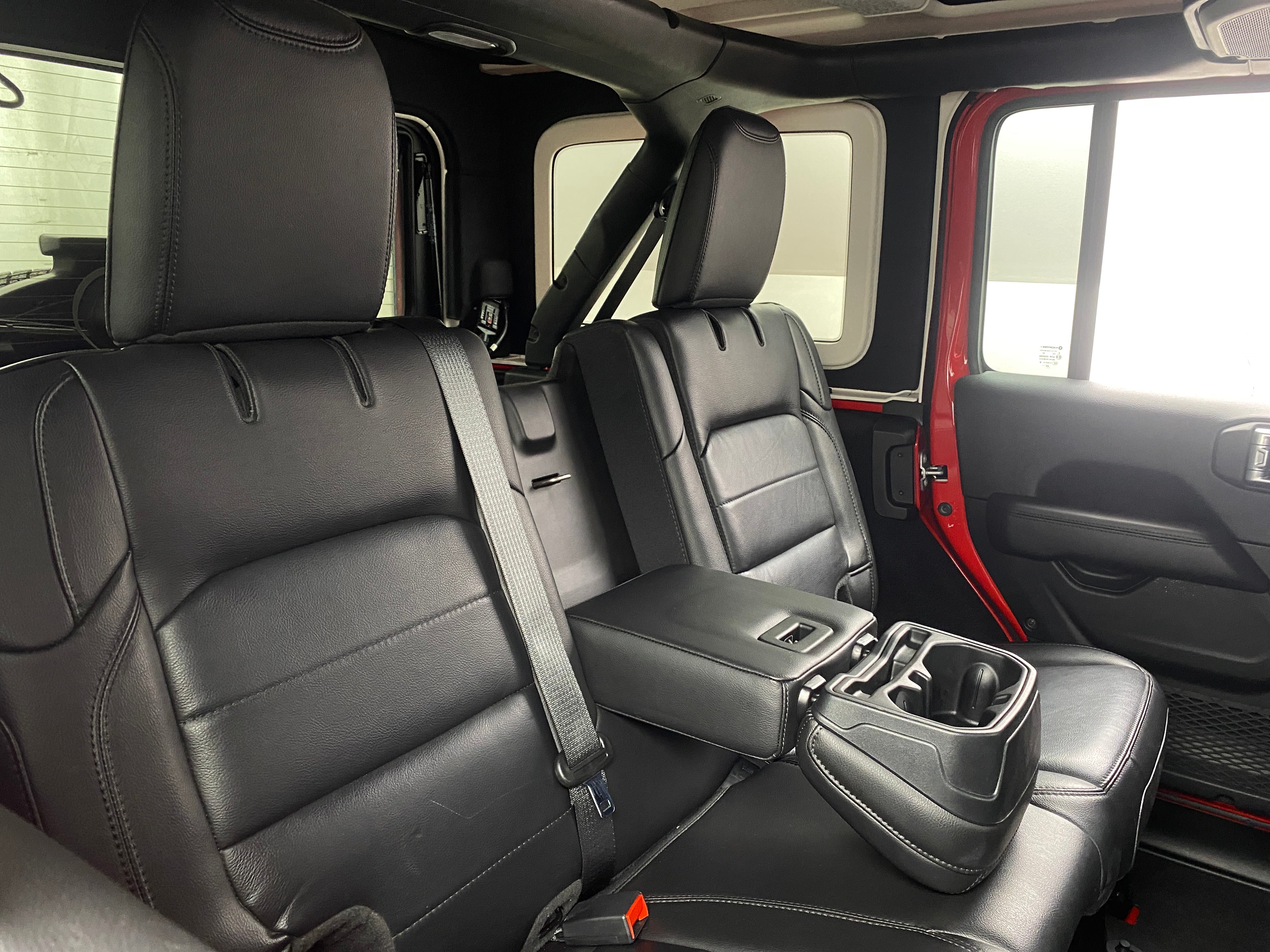 Thumbnail: 2021 Jeep Wrangler - 5