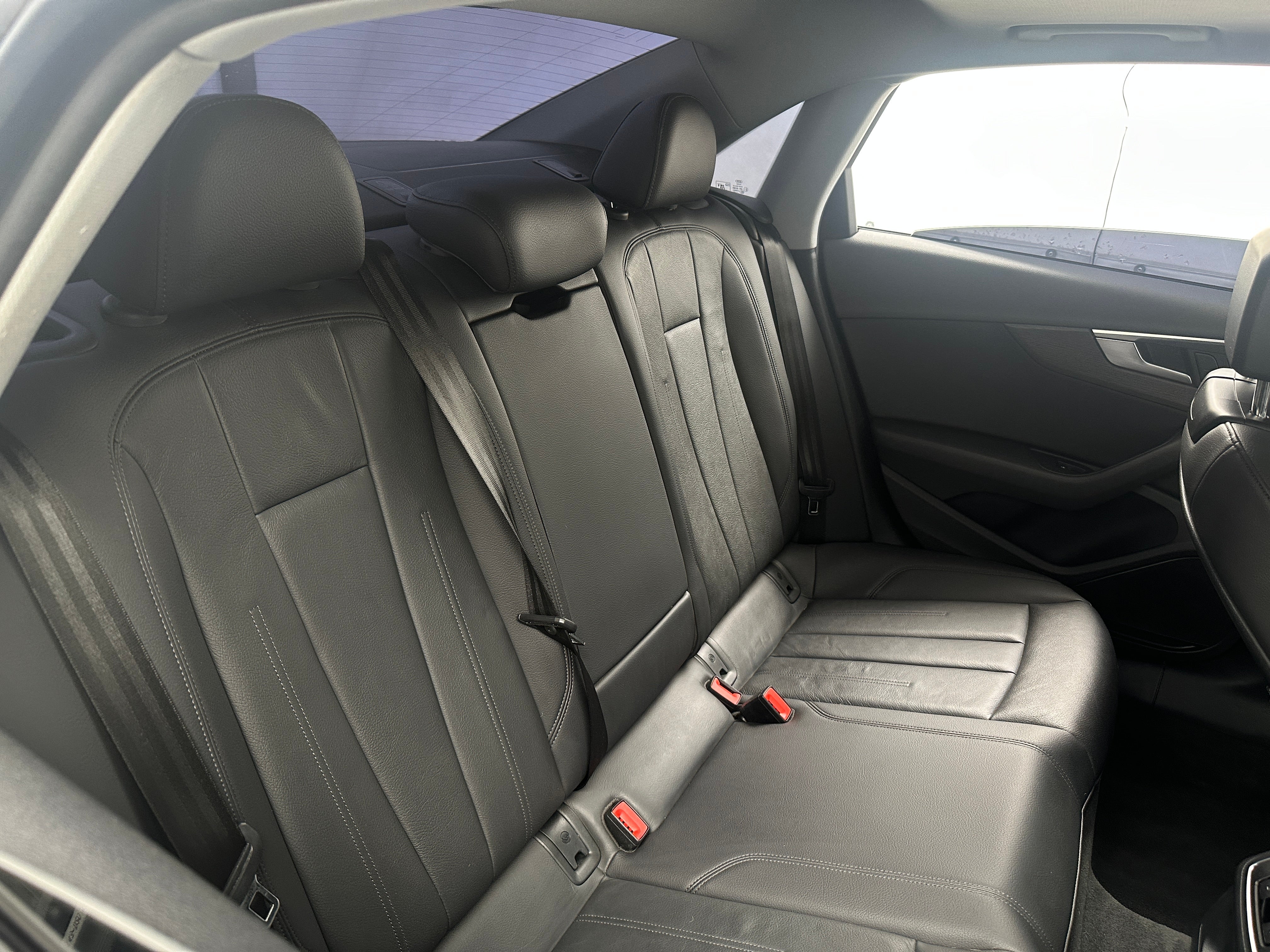 Thumbnail: 2019 Audi A4 - 5