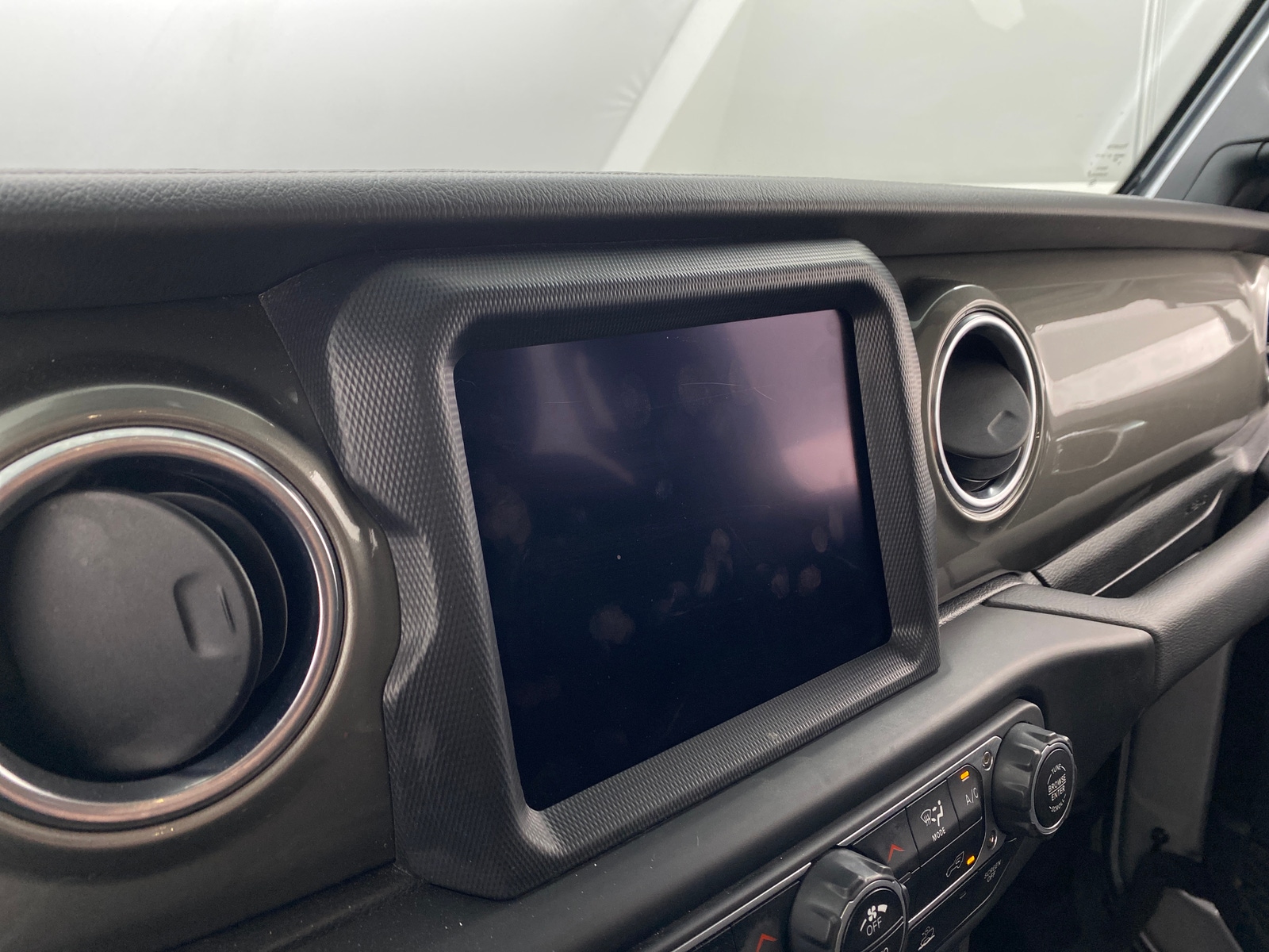 Thumbnail: 2023 Jeep Gladiator - 4
