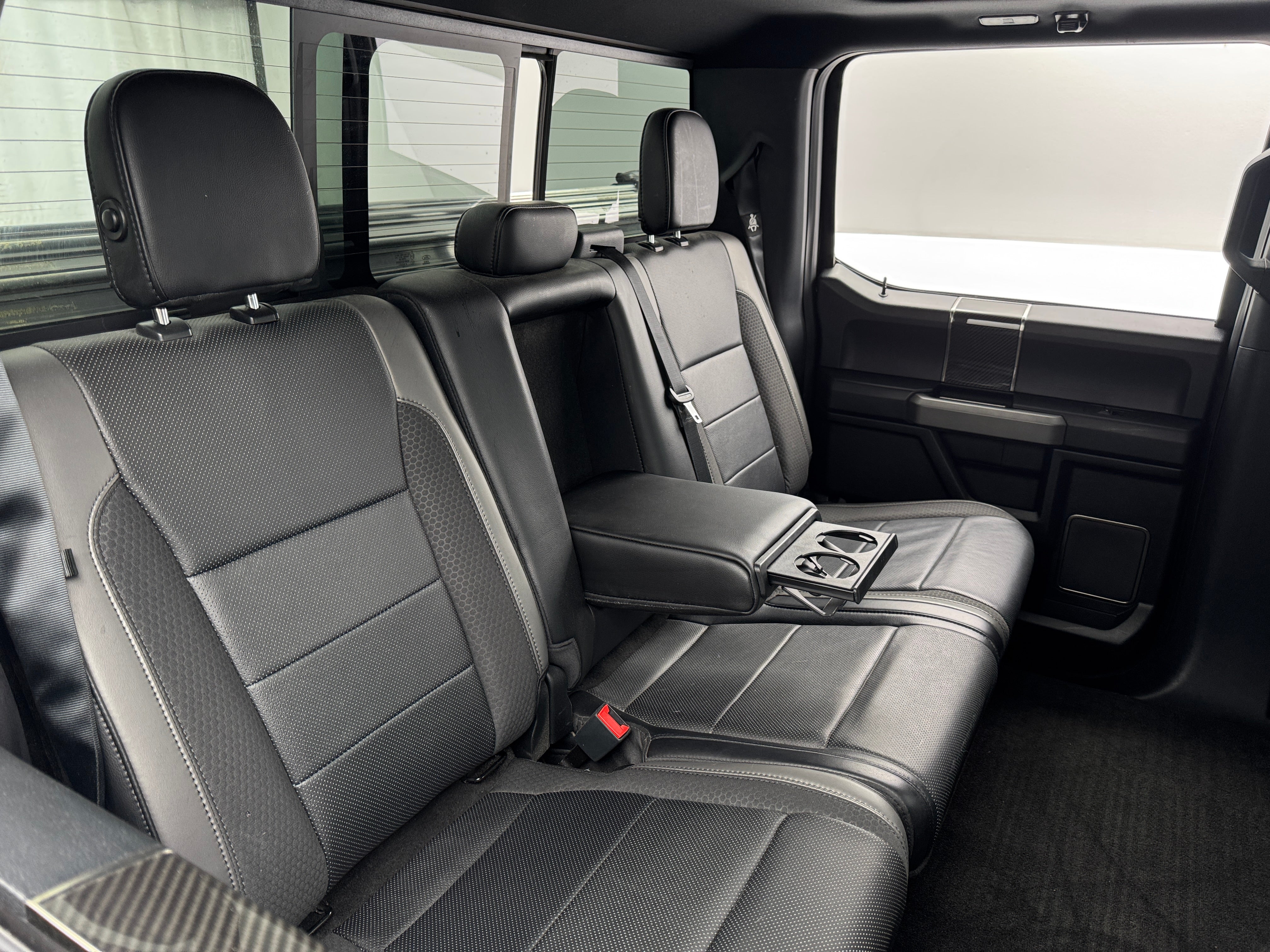 Thumbnail: 2019 Ford Econoline - 6