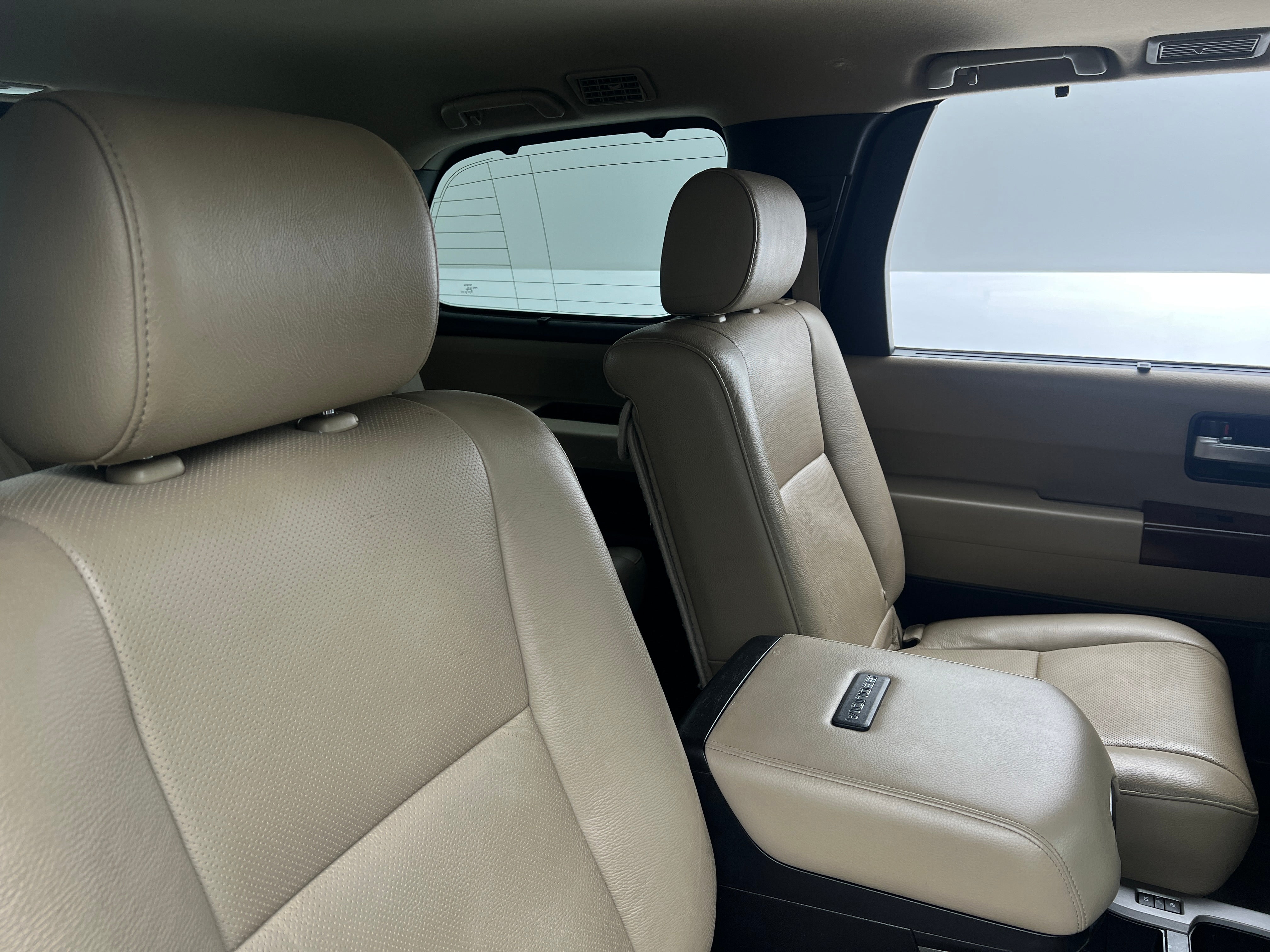 Thumbnail: 2017 Toyota Sequoia - 5