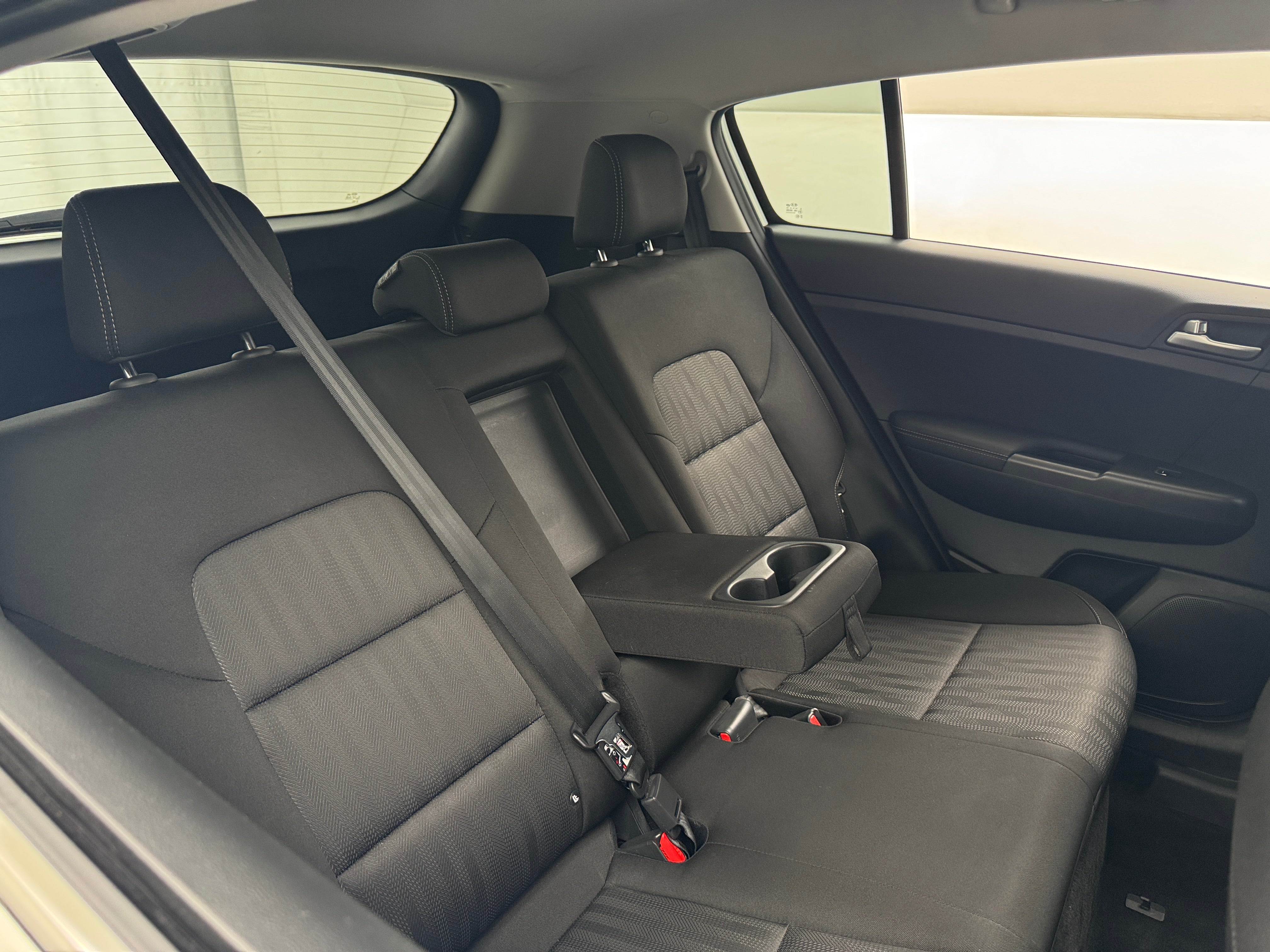 Thumbnail: 2021 Kia Sportage - 6