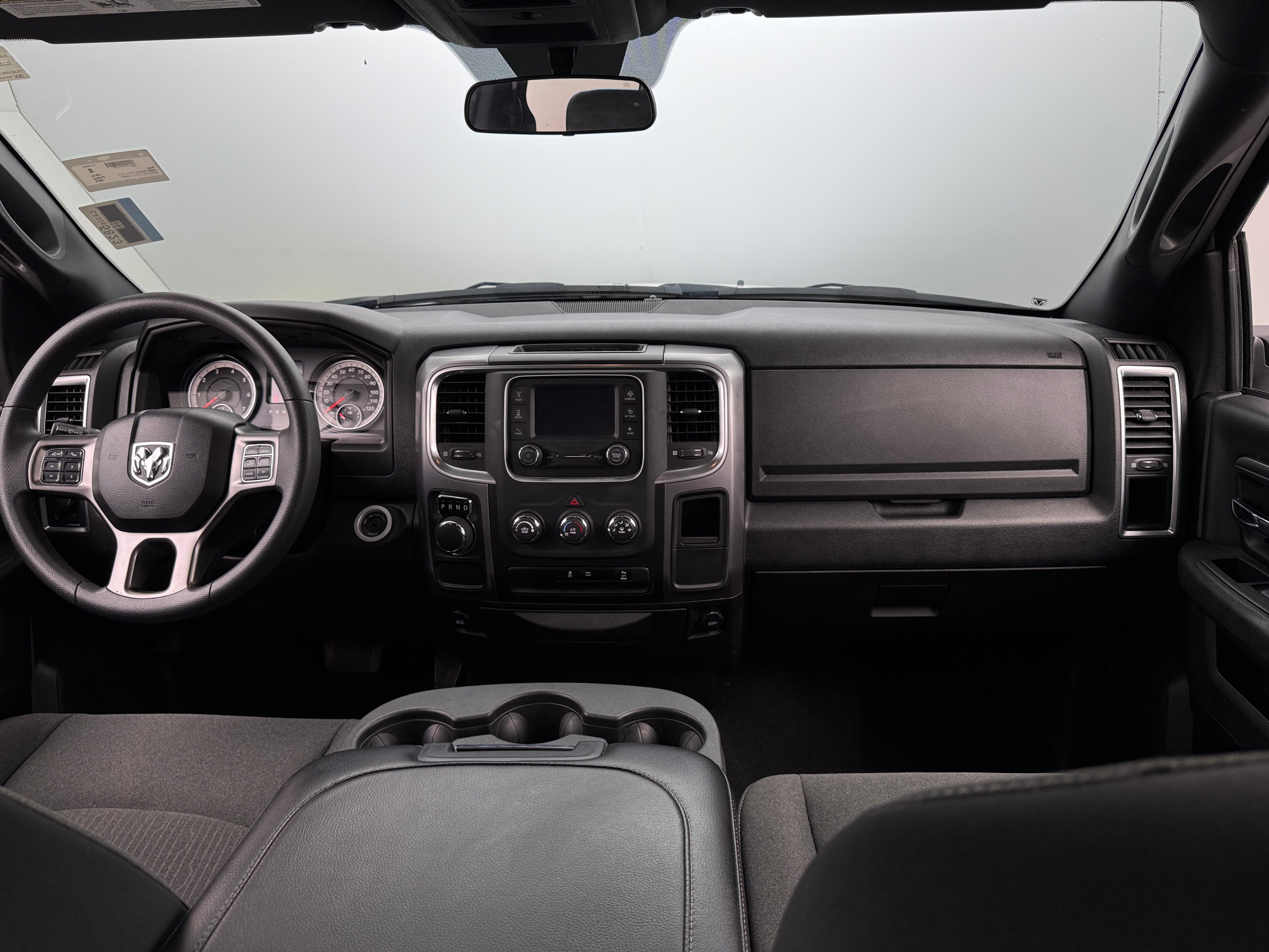 Thumbnail: 2024 RAM 1500 Classic - 3