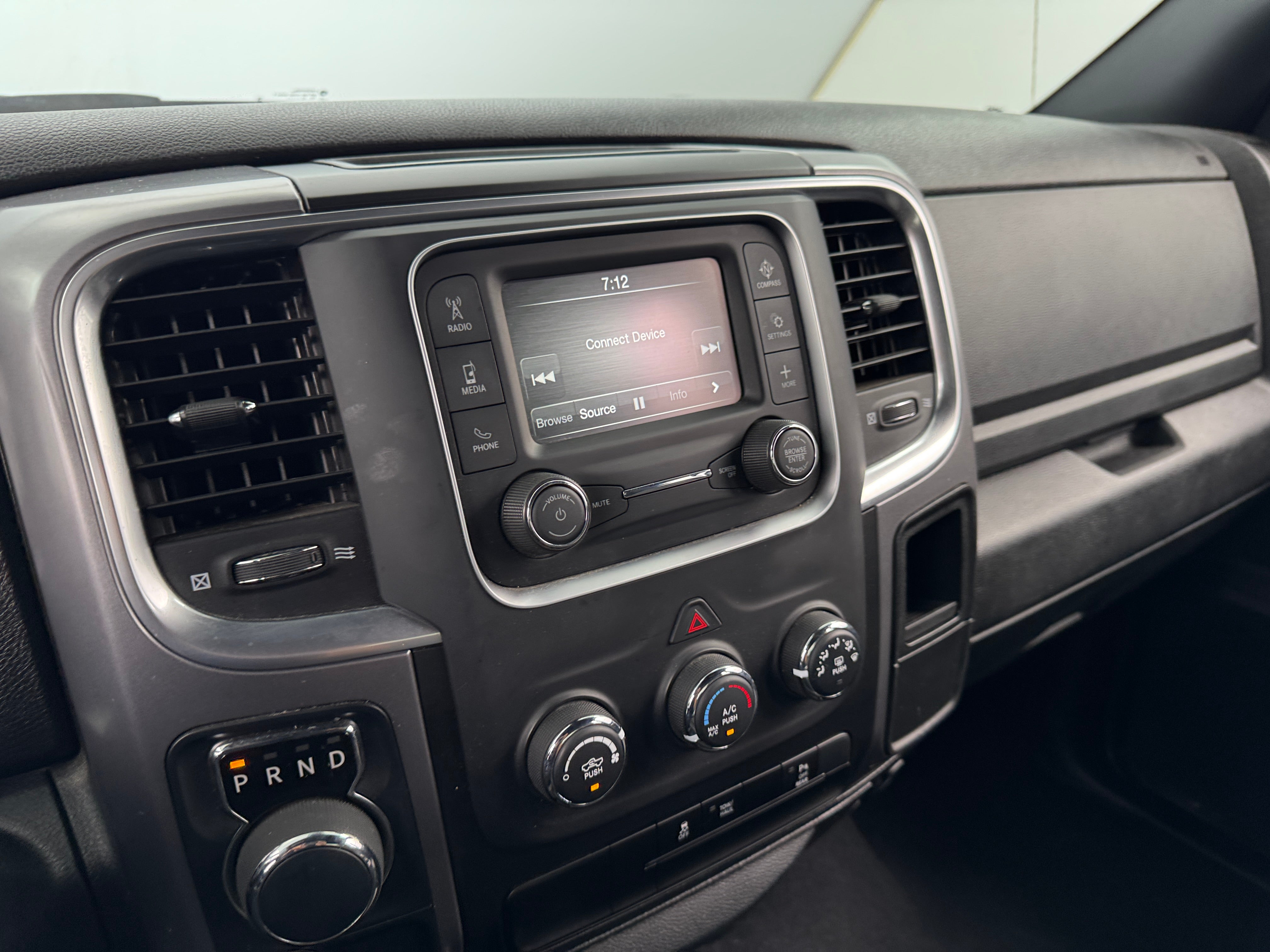 Thumbnail: 2024 RAM 1500 Classic - 4