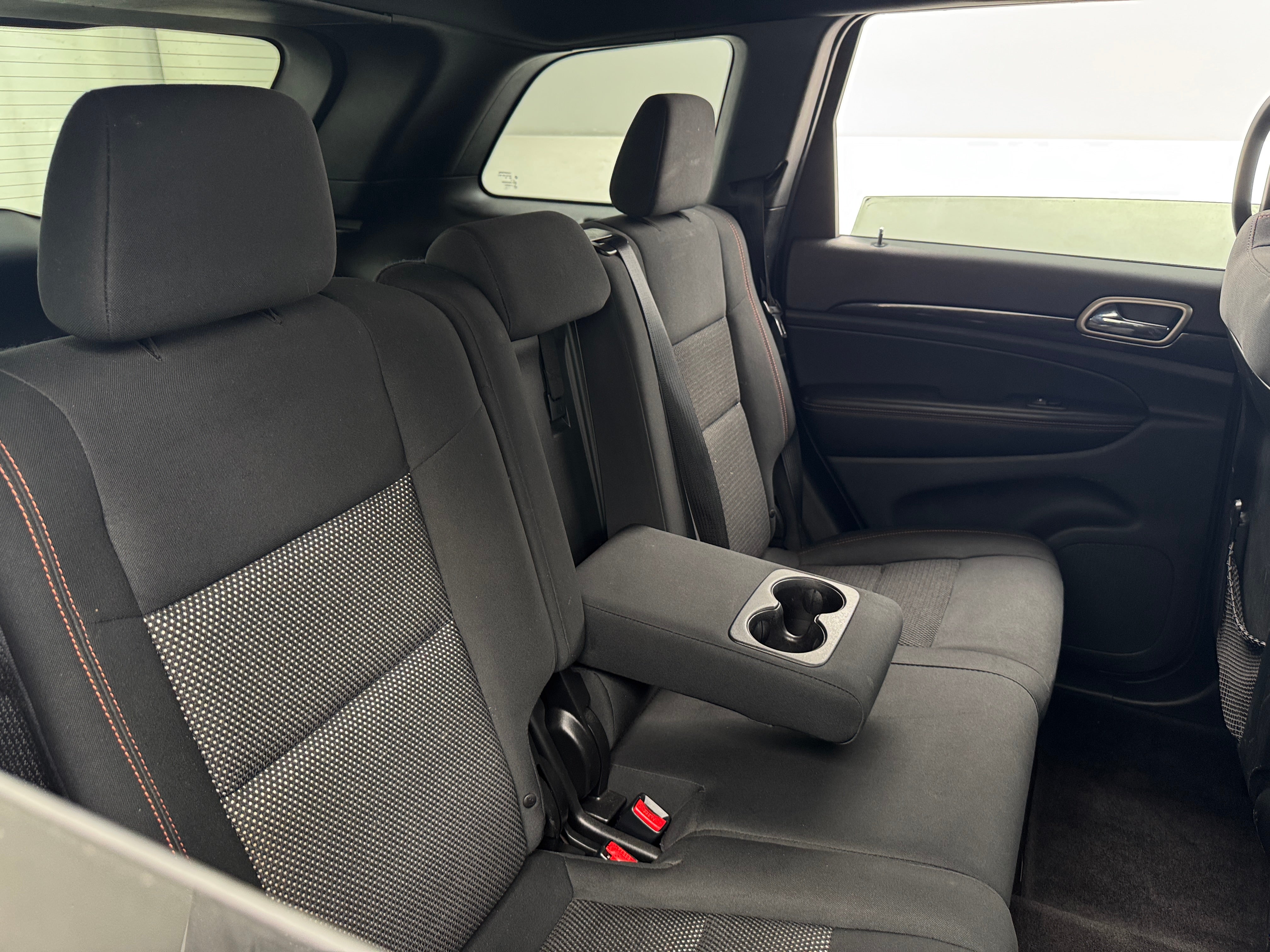 Thumbnail: 2016 Jeep Grand Cherokee - 6