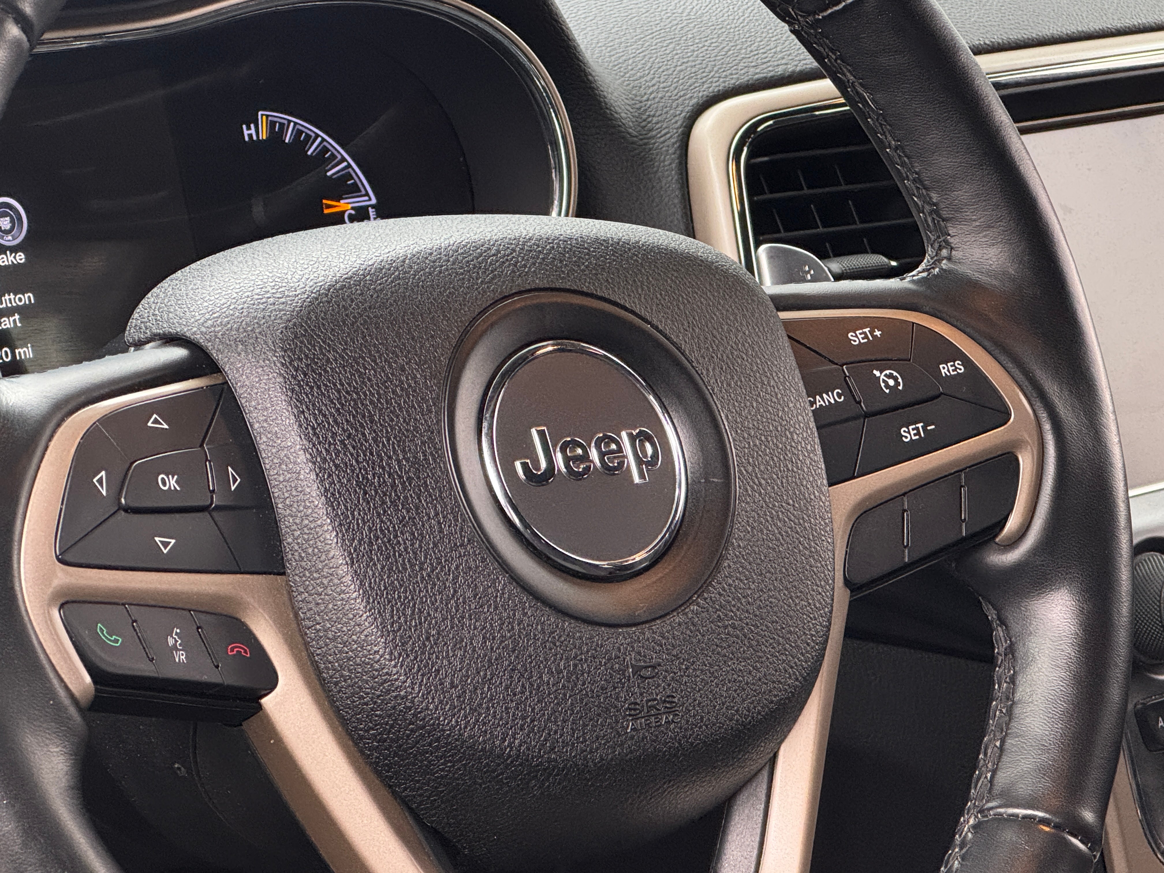 Thumbnail: 2016 Jeep Grand Cherokee - 5