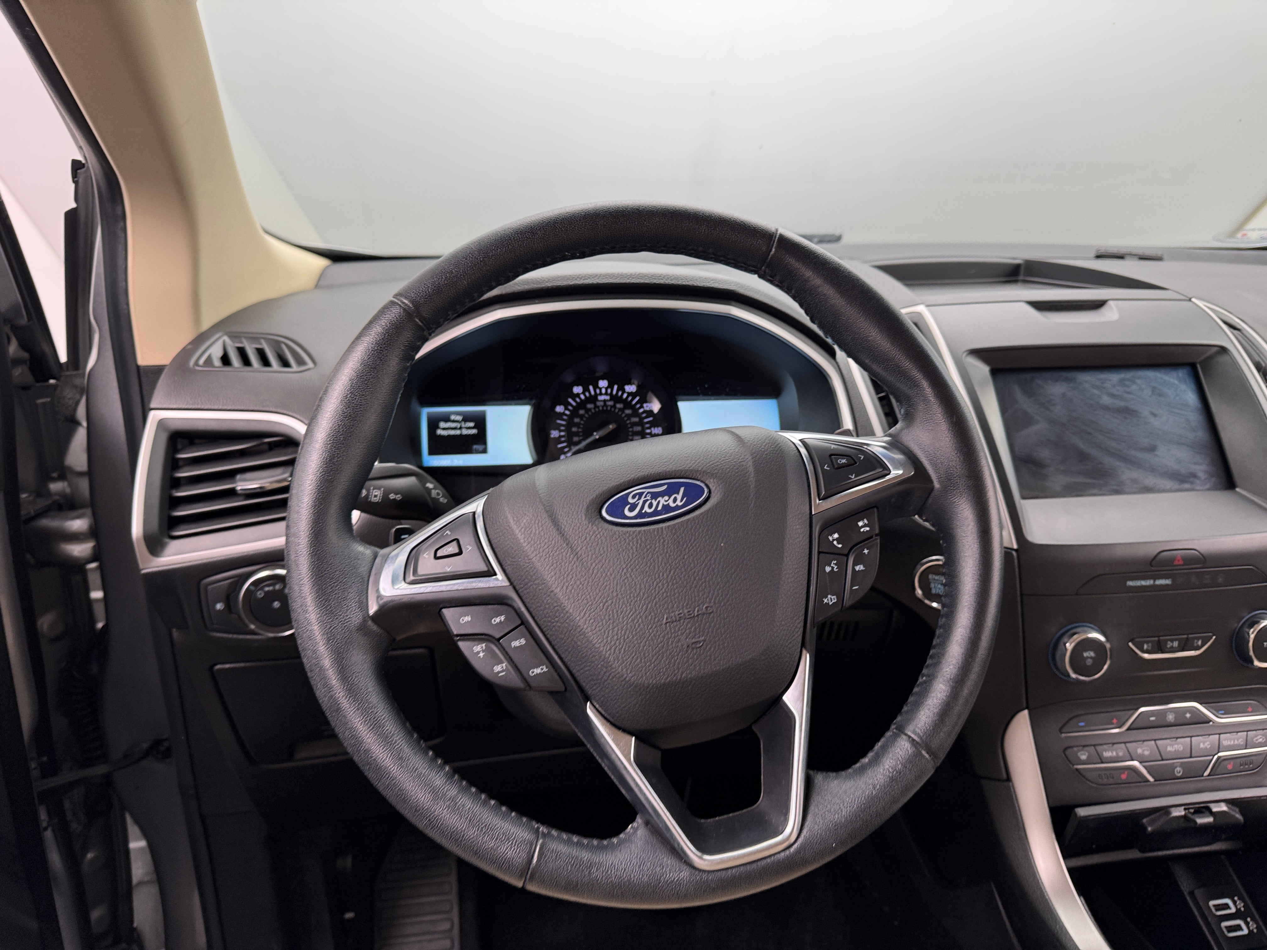 Thumbnail: 2020 Ford Edge - 5