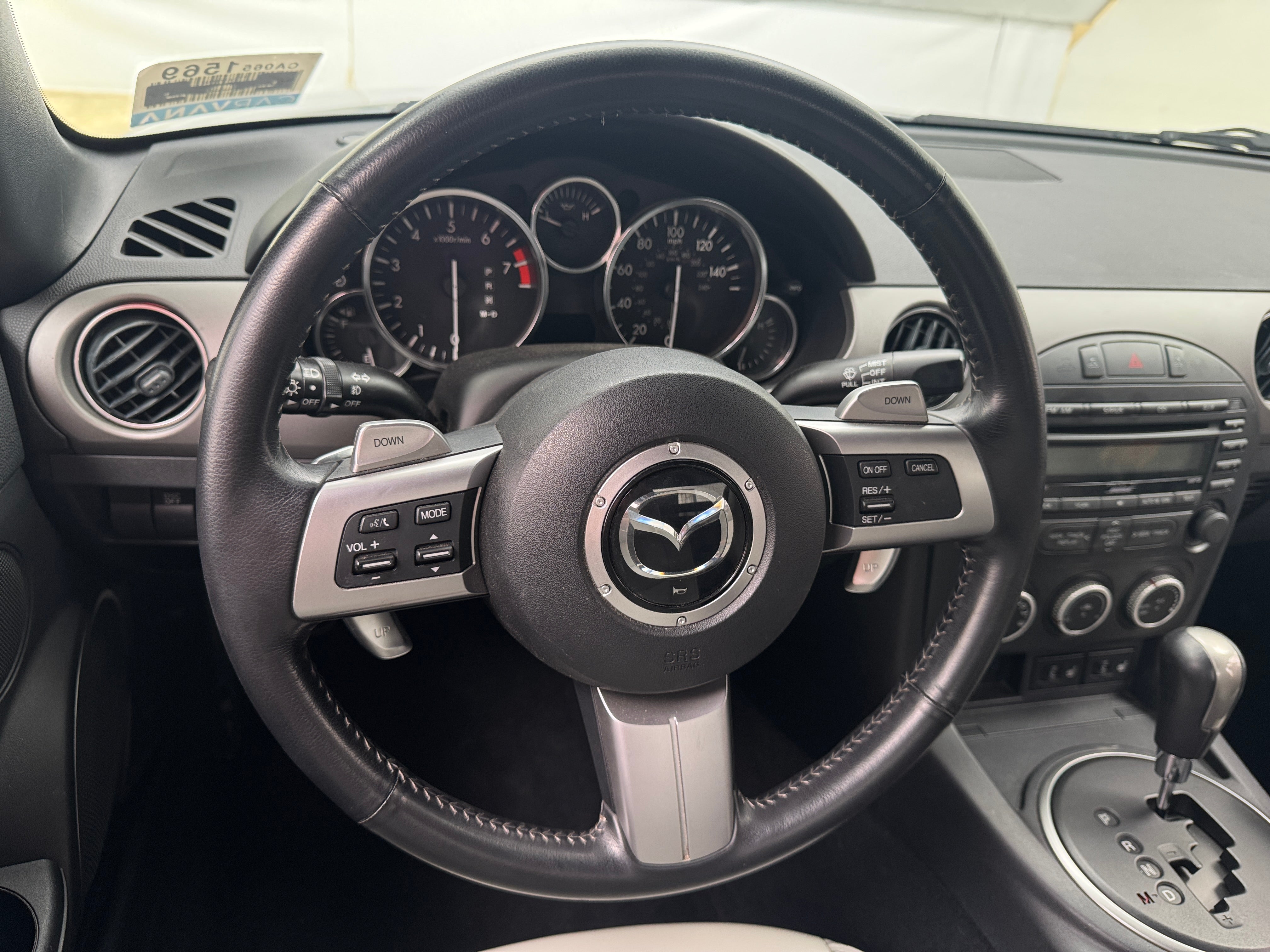Thumbnail: 2011 Mazda MX-5 Miata - 4