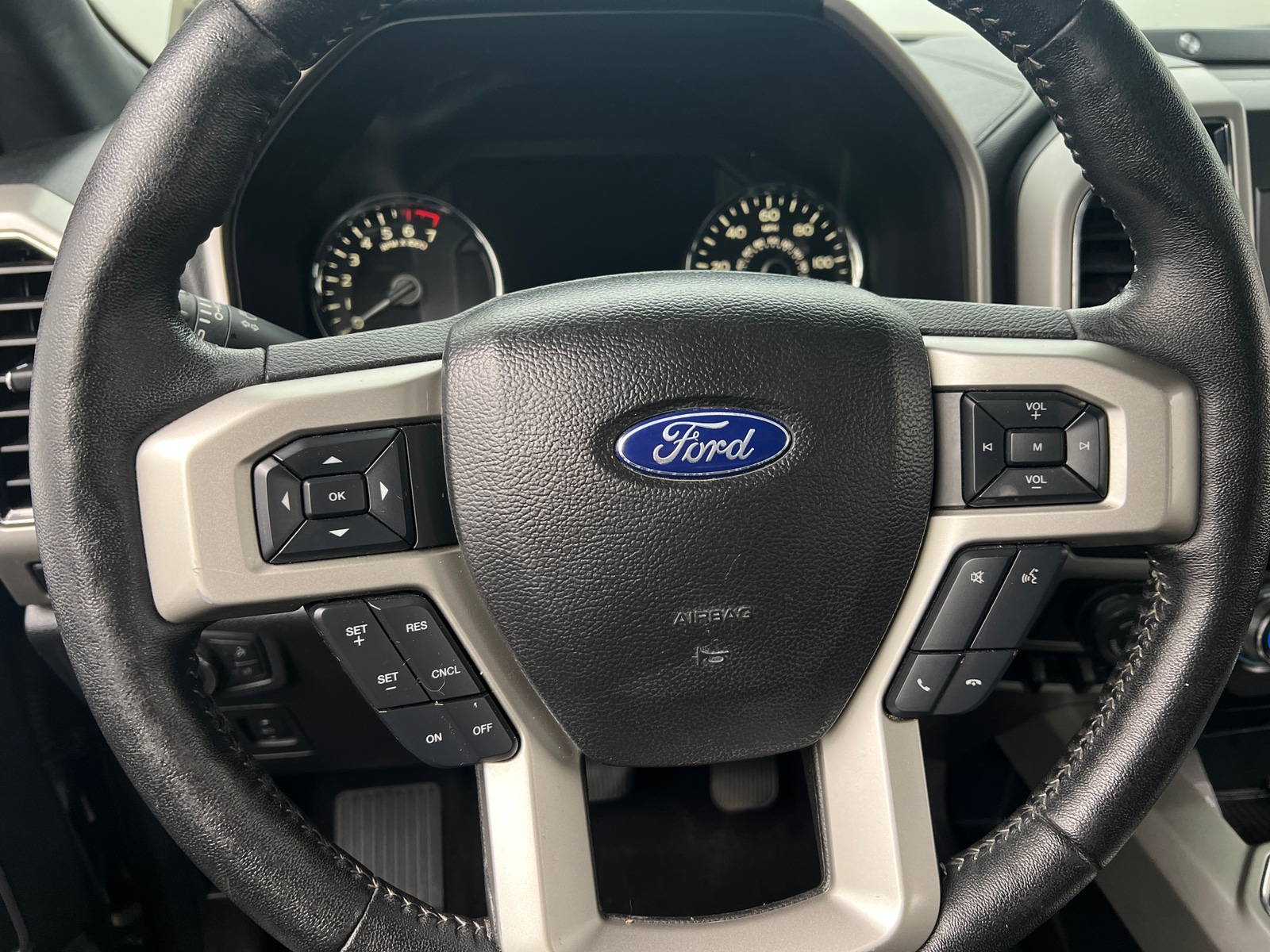 Thumbnail: 2018 Ford Econoline - 4