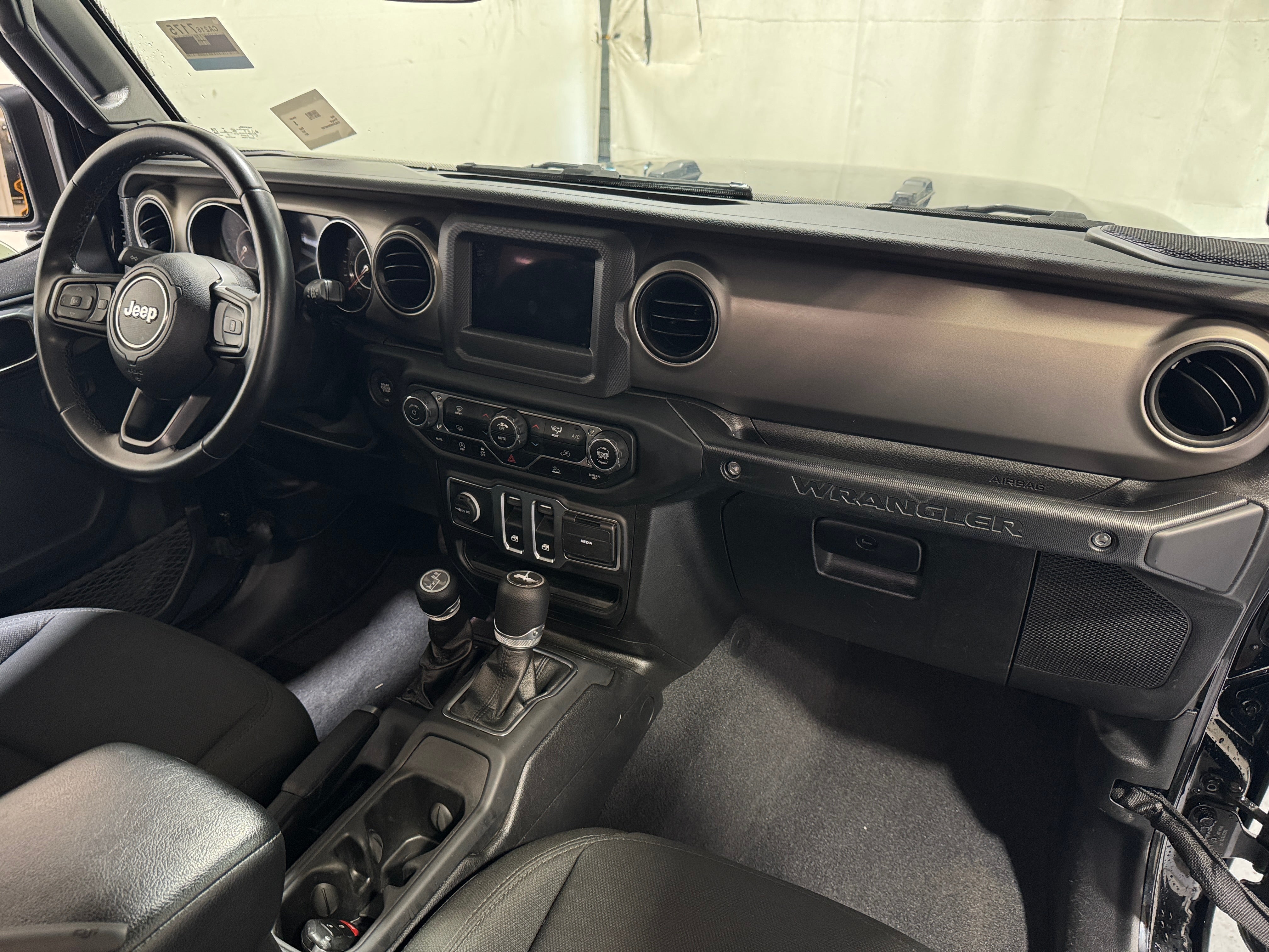 Thumbnail: 2021 Jeep Wrangler - 3
