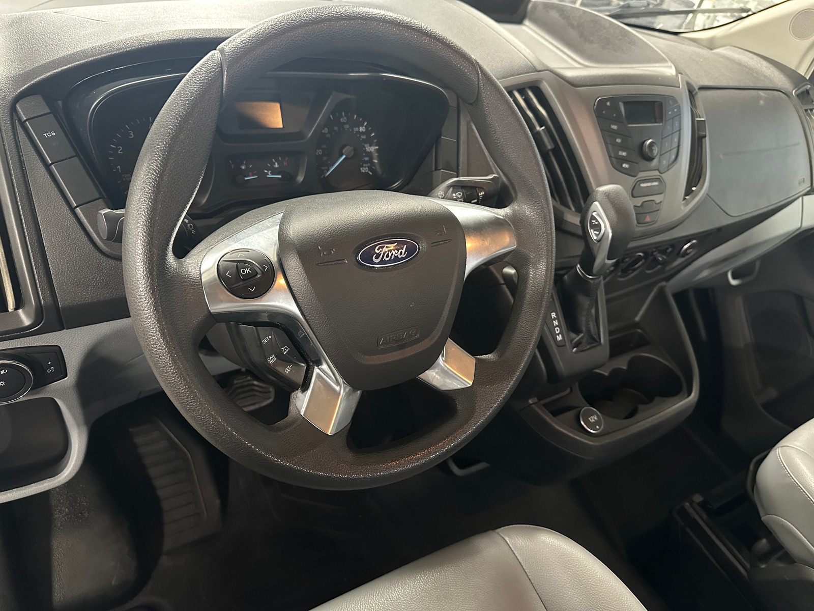 Thumbnail: 2018 Ford Transit Series - 3