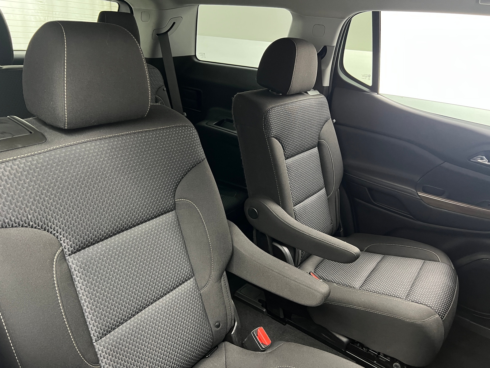 Thumbnail: 2021 GMC Acadia - 6