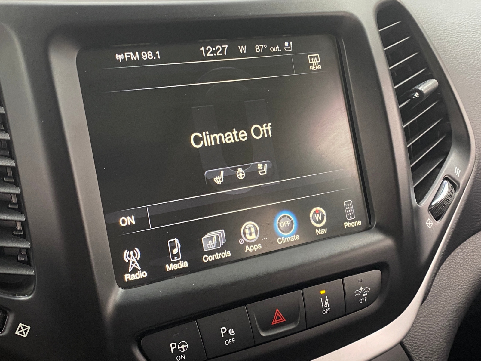Thumbnail: 2017 Jeep Cherokee - 3