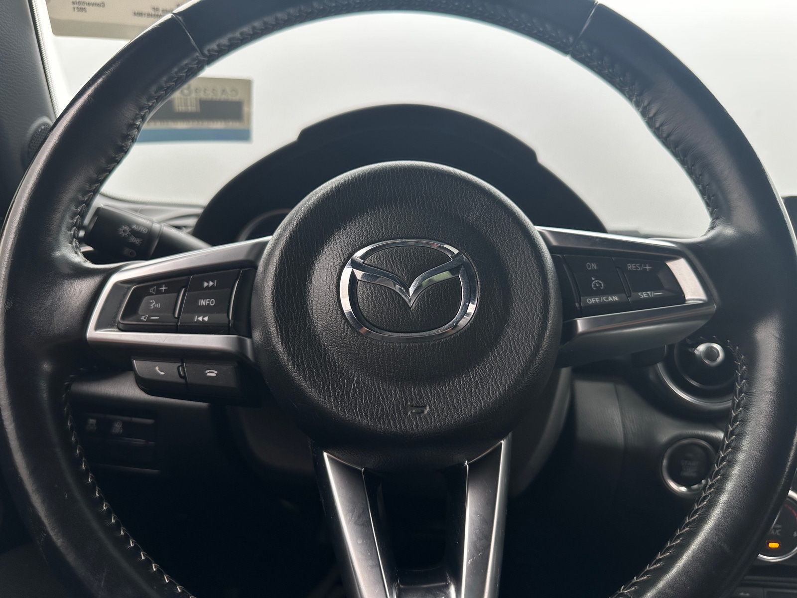 Thumbnail: 2021 Mazda MX-5 Miata - 4
