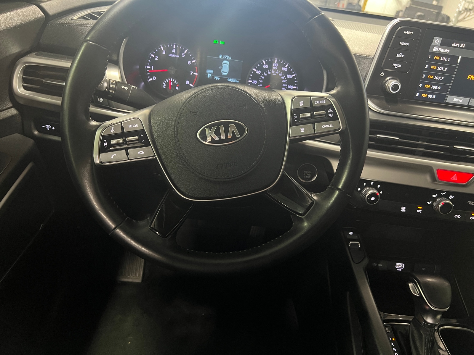 Thumbnail: 2020 Kia Telluride - 4