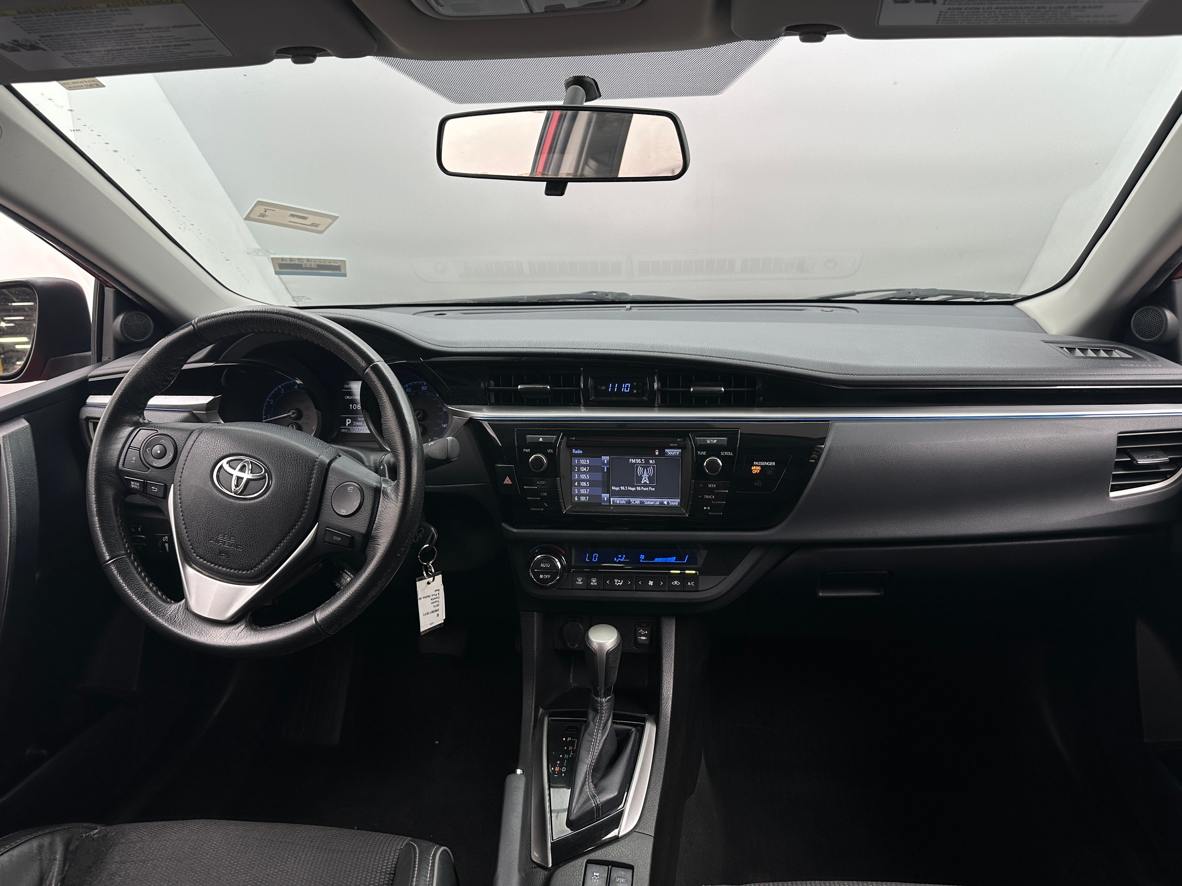 Thumbnail: 2015 Toyota Corolla - 3