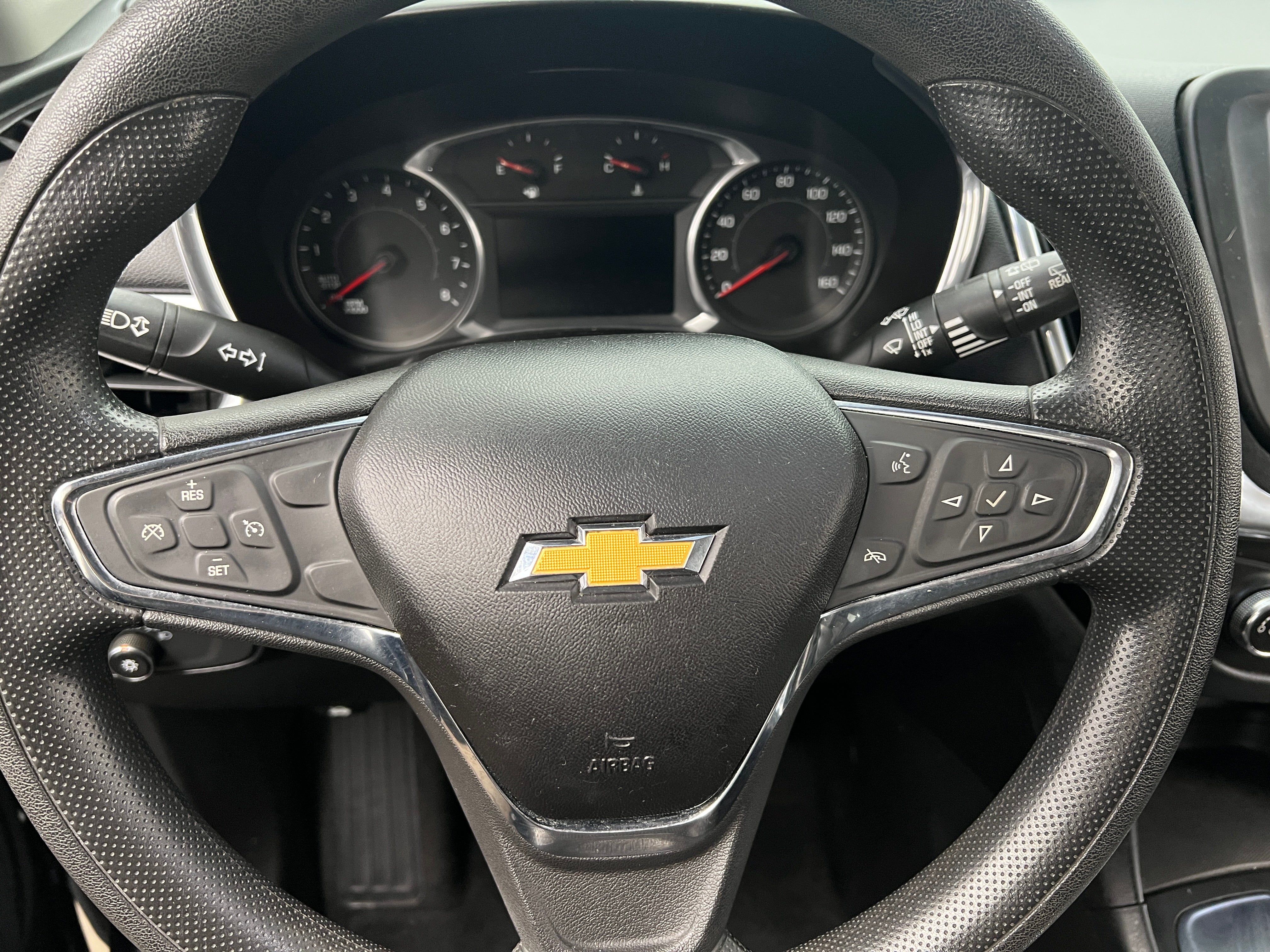 Thumbnail: 2019 Chevrolet Equinox - 5