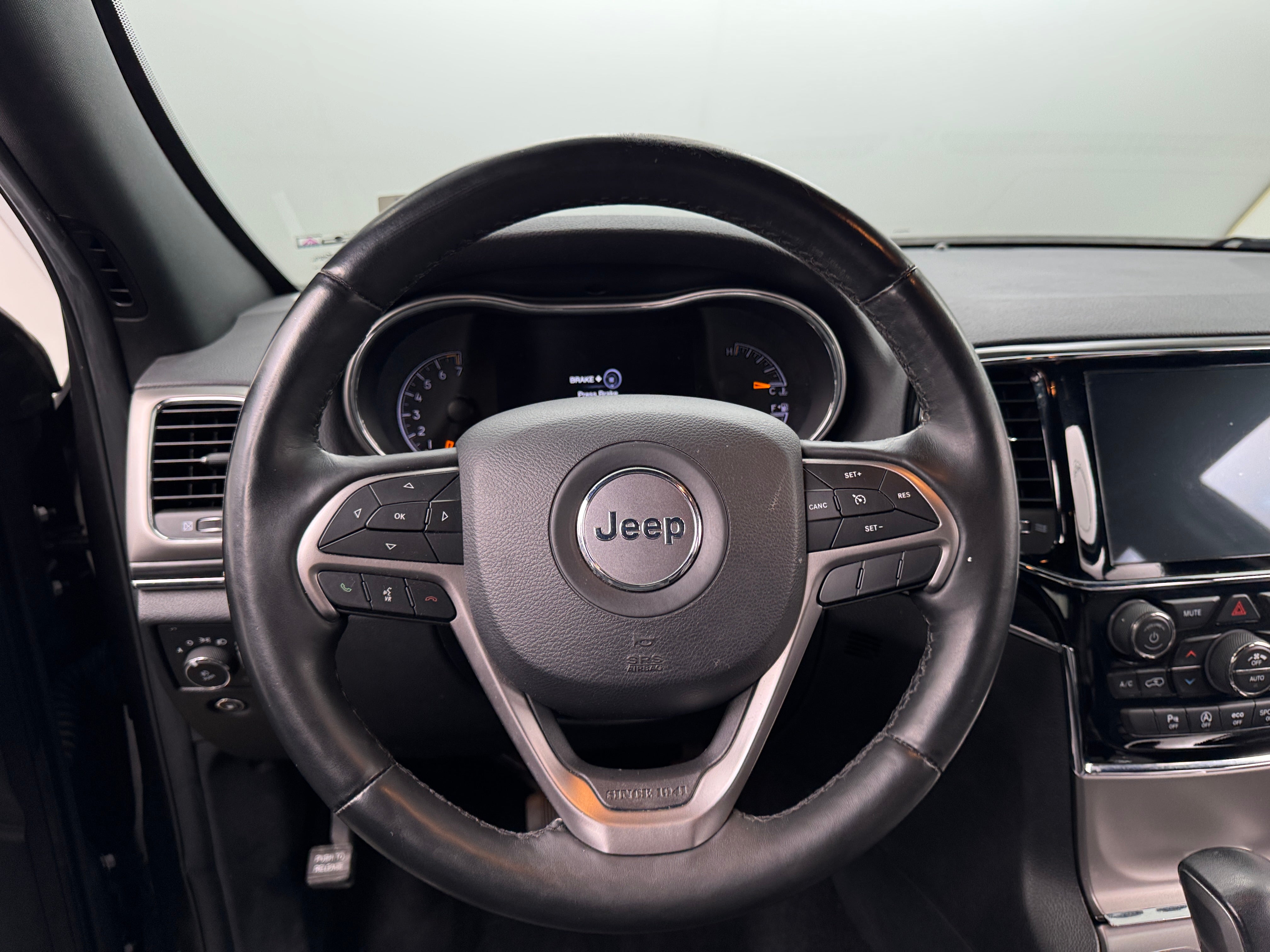 Thumbnail: 2019 Jeep Grand Cherokee - 4