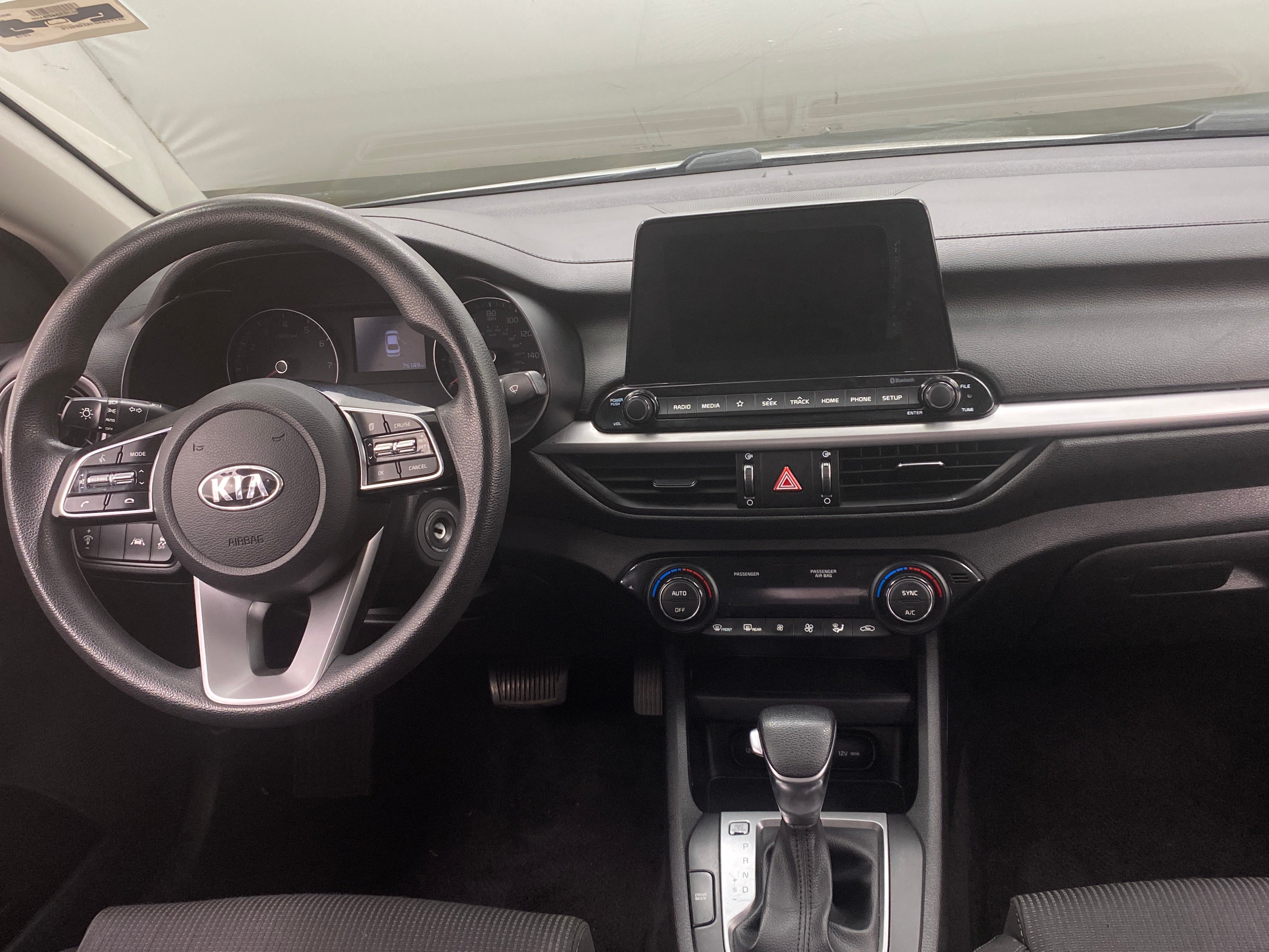 Thumbnail: 2019 Kia Forte - 3