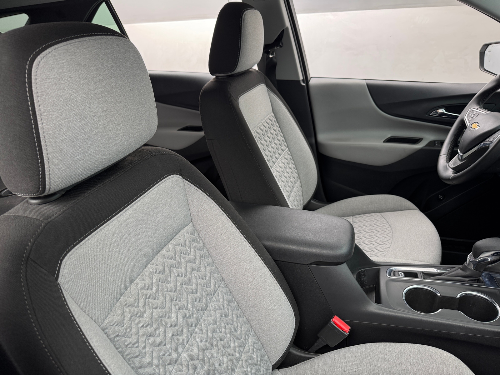 Thumbnail: 2023 Chevrolet Equinox - 2