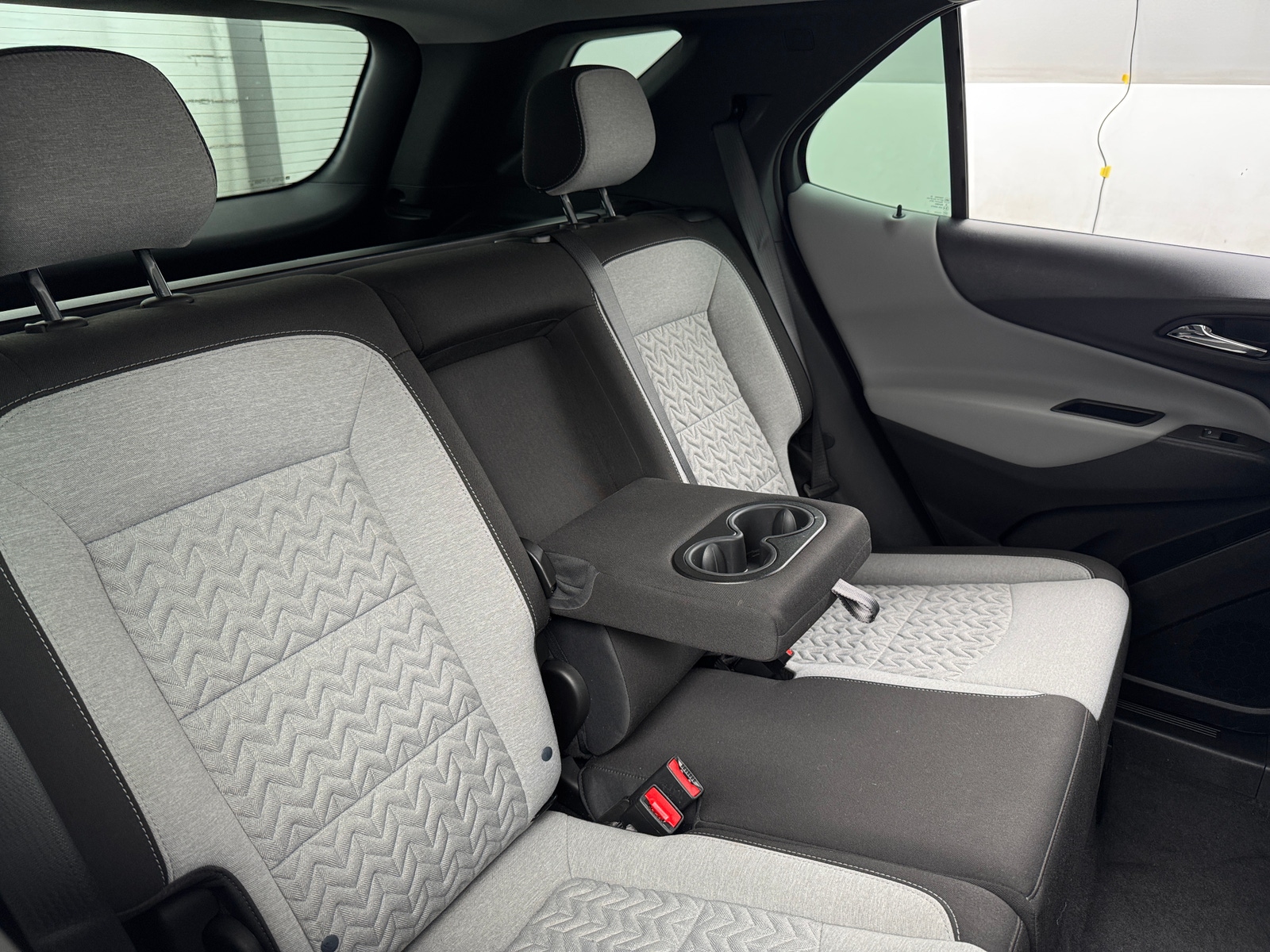Thumbnail: 2023 Chevrolet Equinox - 6