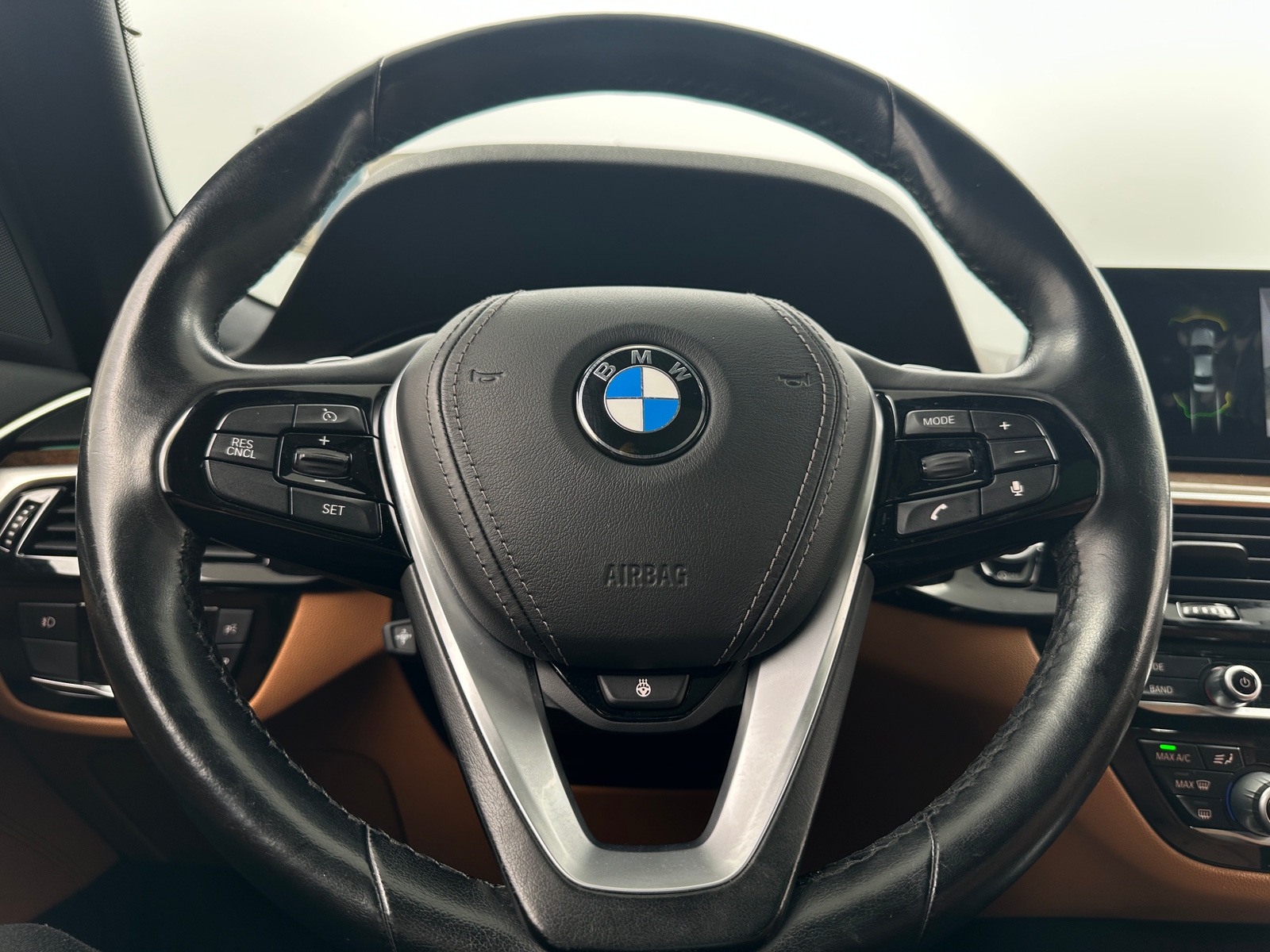 Thumbnail: 2018 BMW 5 Series - 4