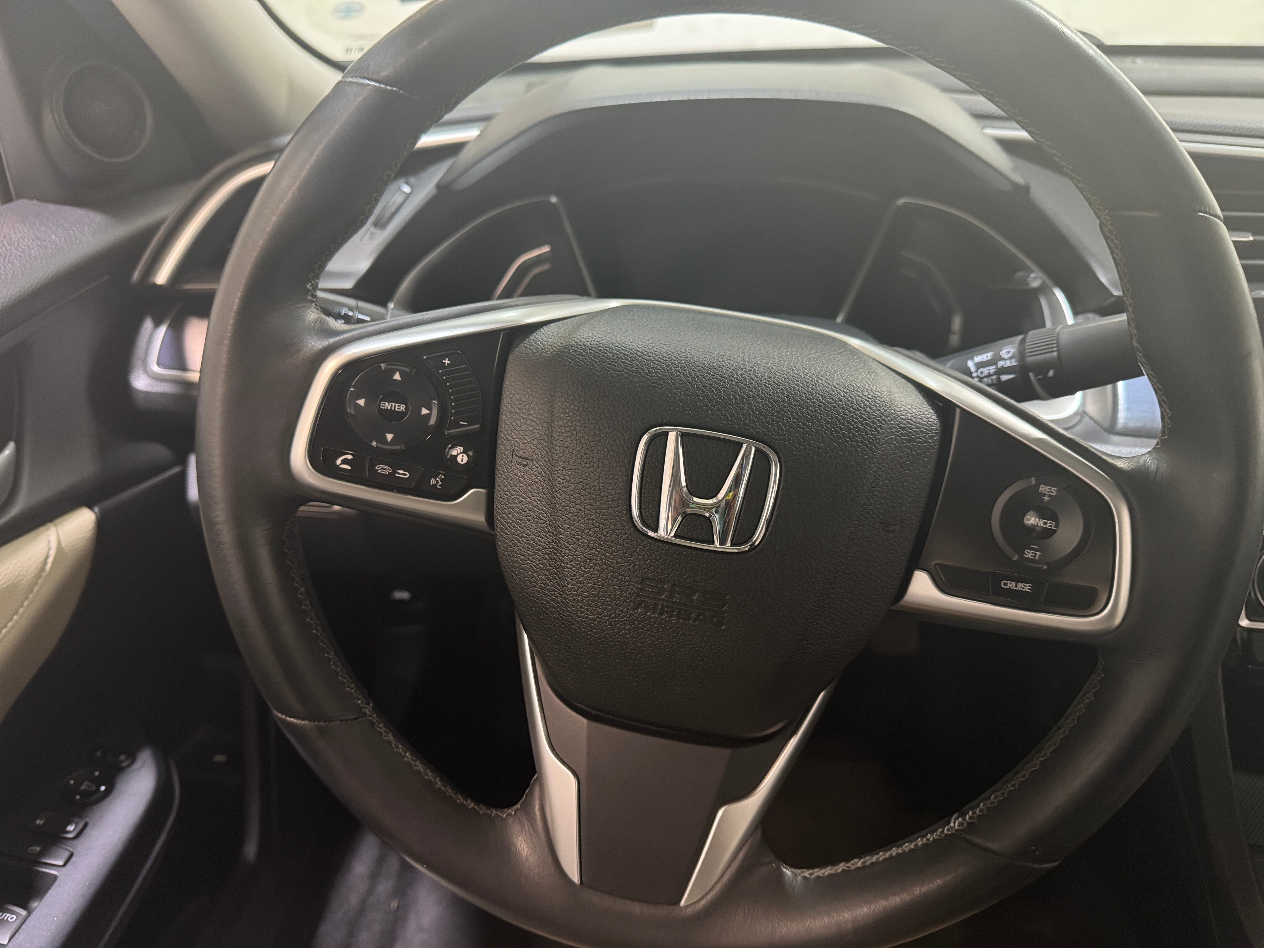Thumbnail: 2017 Honda Civic - 4