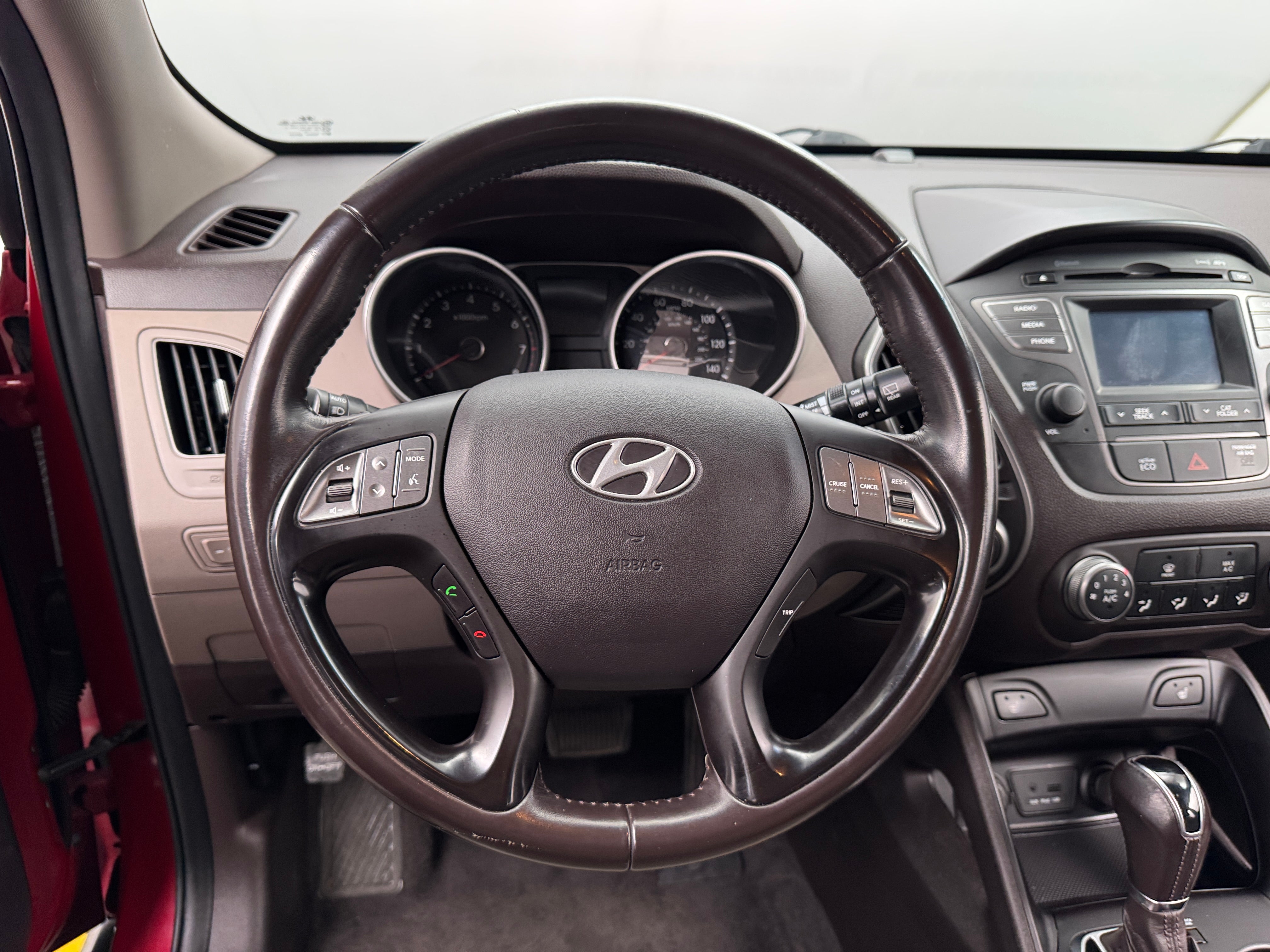 Thumbnail: 2014 Hyundai Tucson - 4