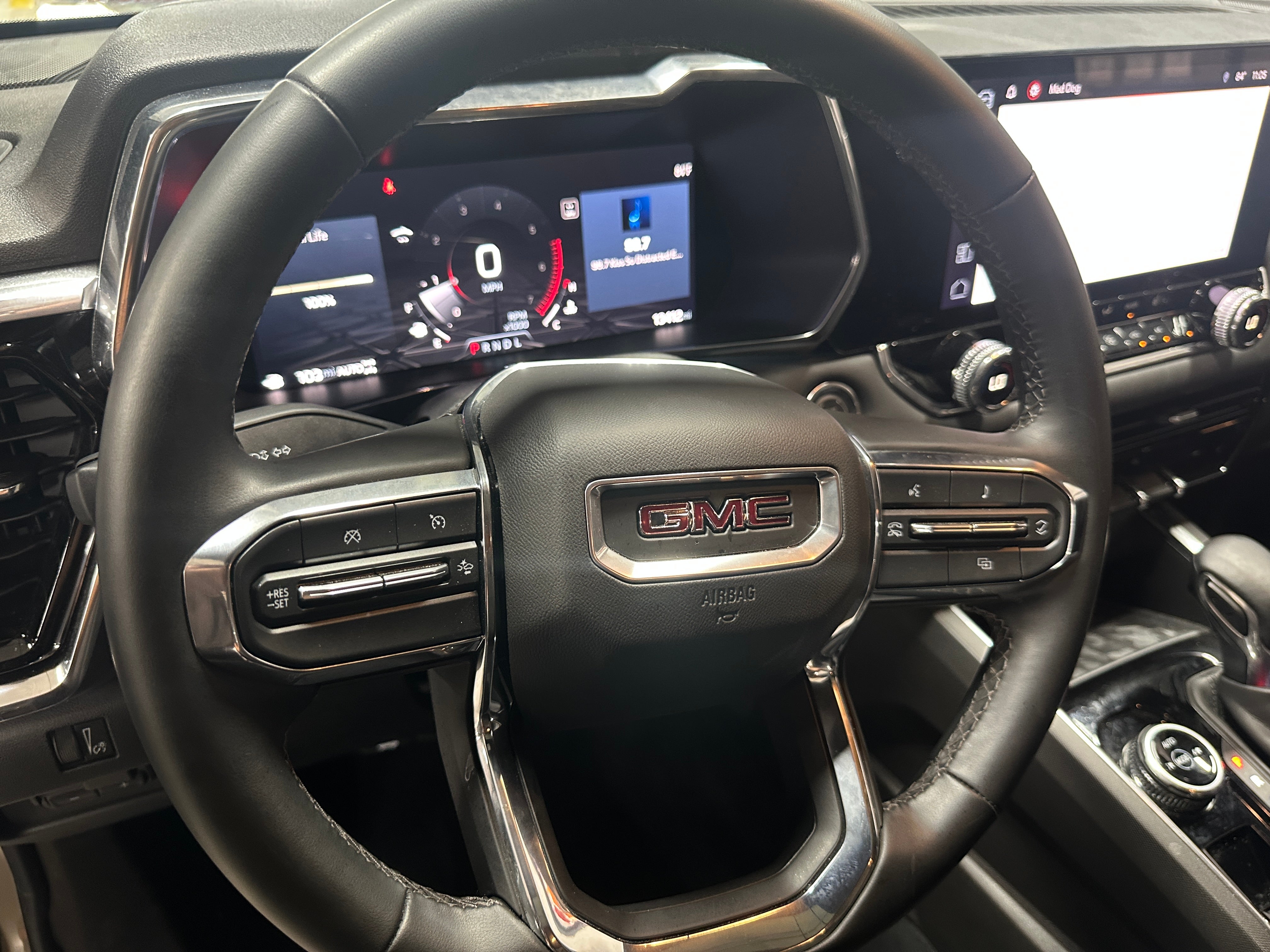 Thumbnail: 2024 GMC Canyon - 5