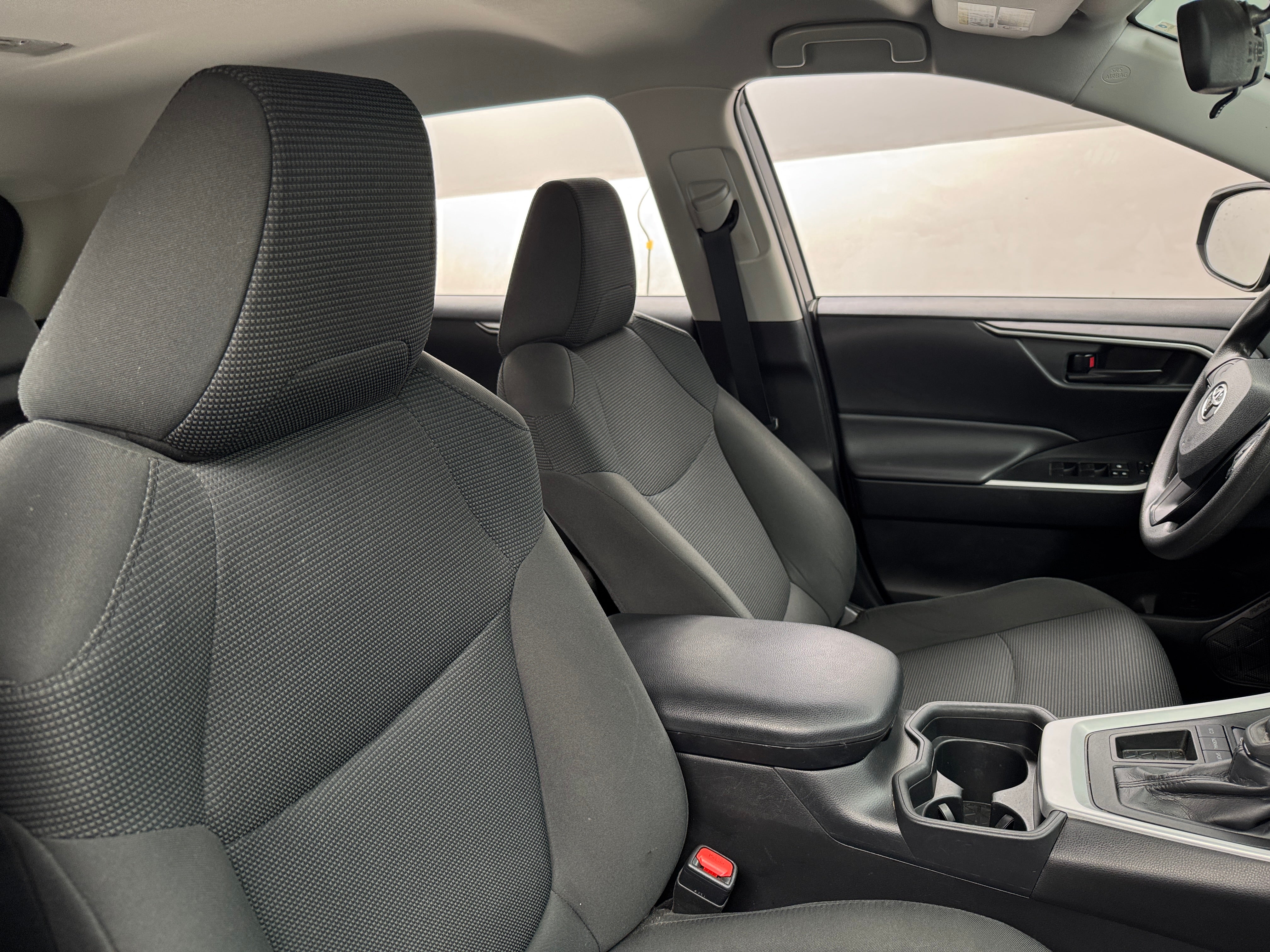 Thumbnail: 2020 Toyota RAV4 - 2