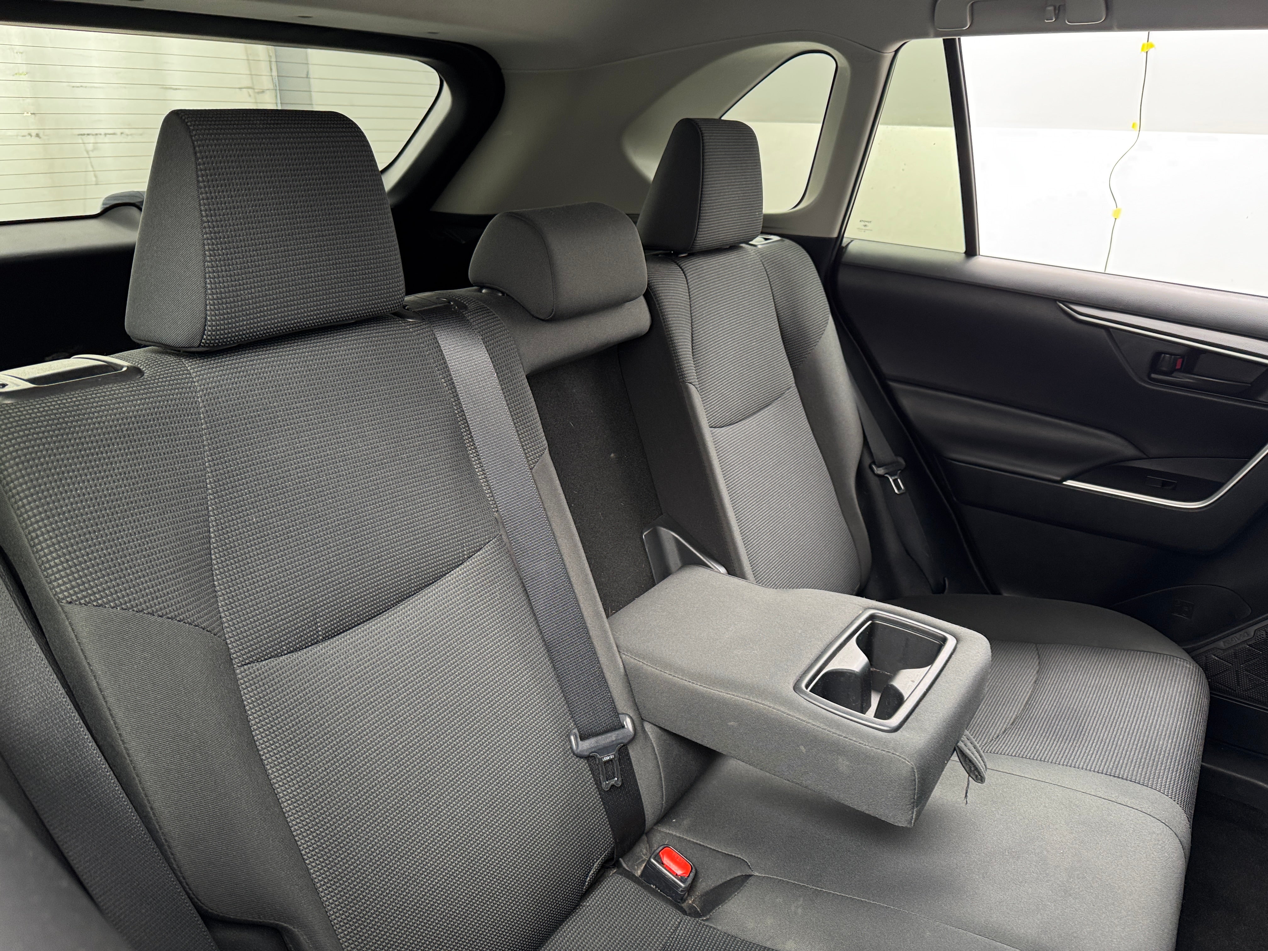 Thumbnail: 2020 Toyota RAV4 - 6