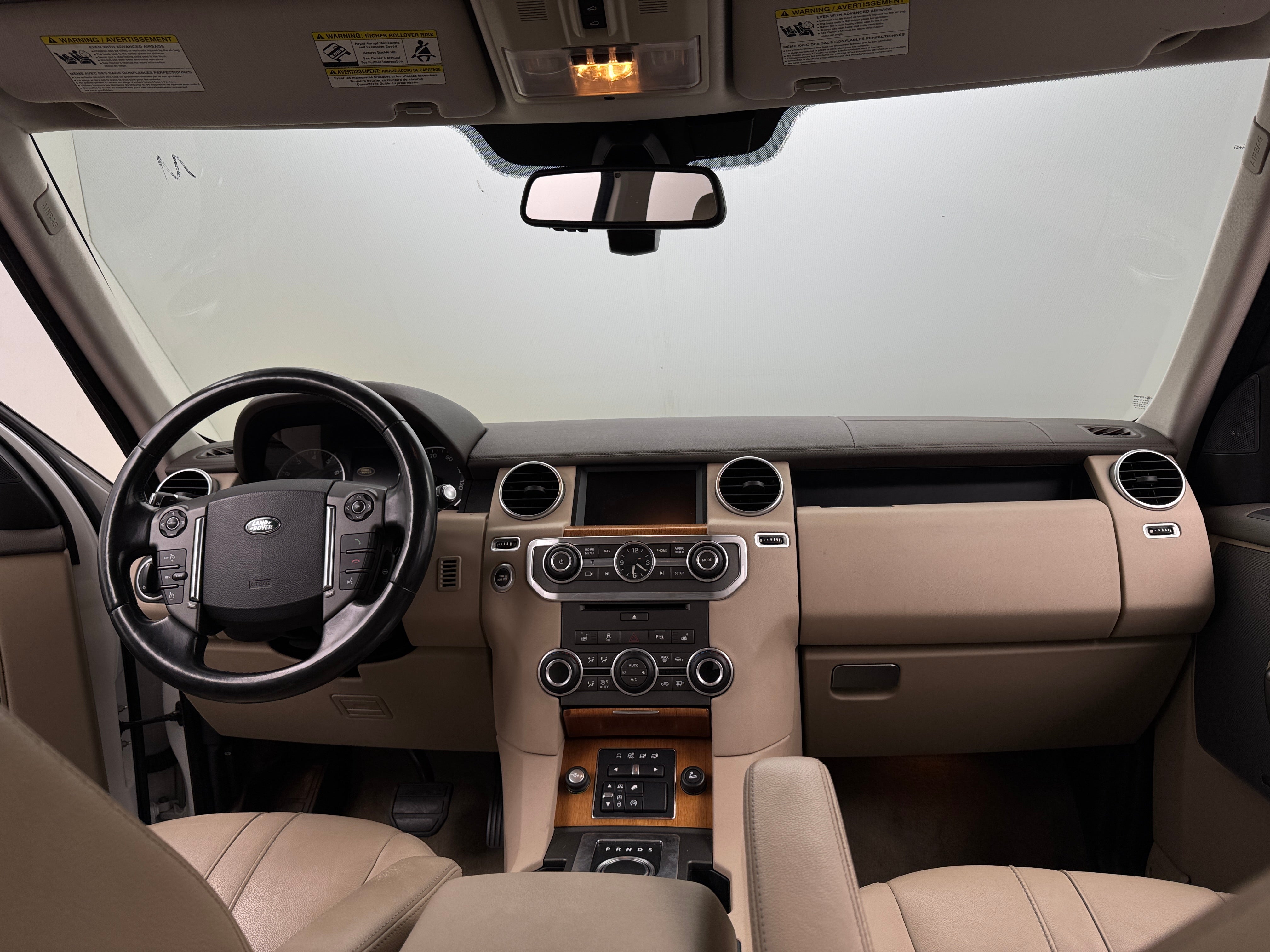 Thumbnail: 2016 Land Rover LR4 - 2