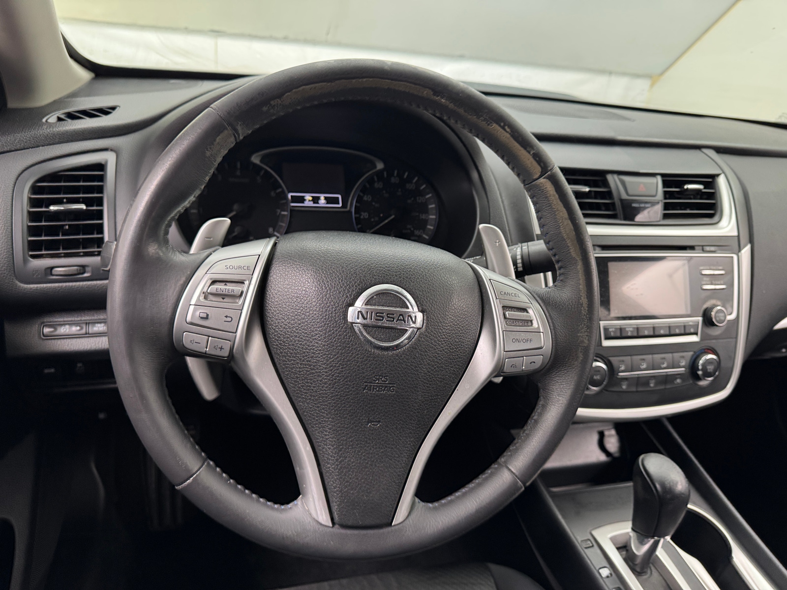 Thumbnail: 2017 Nissan Altima - 5