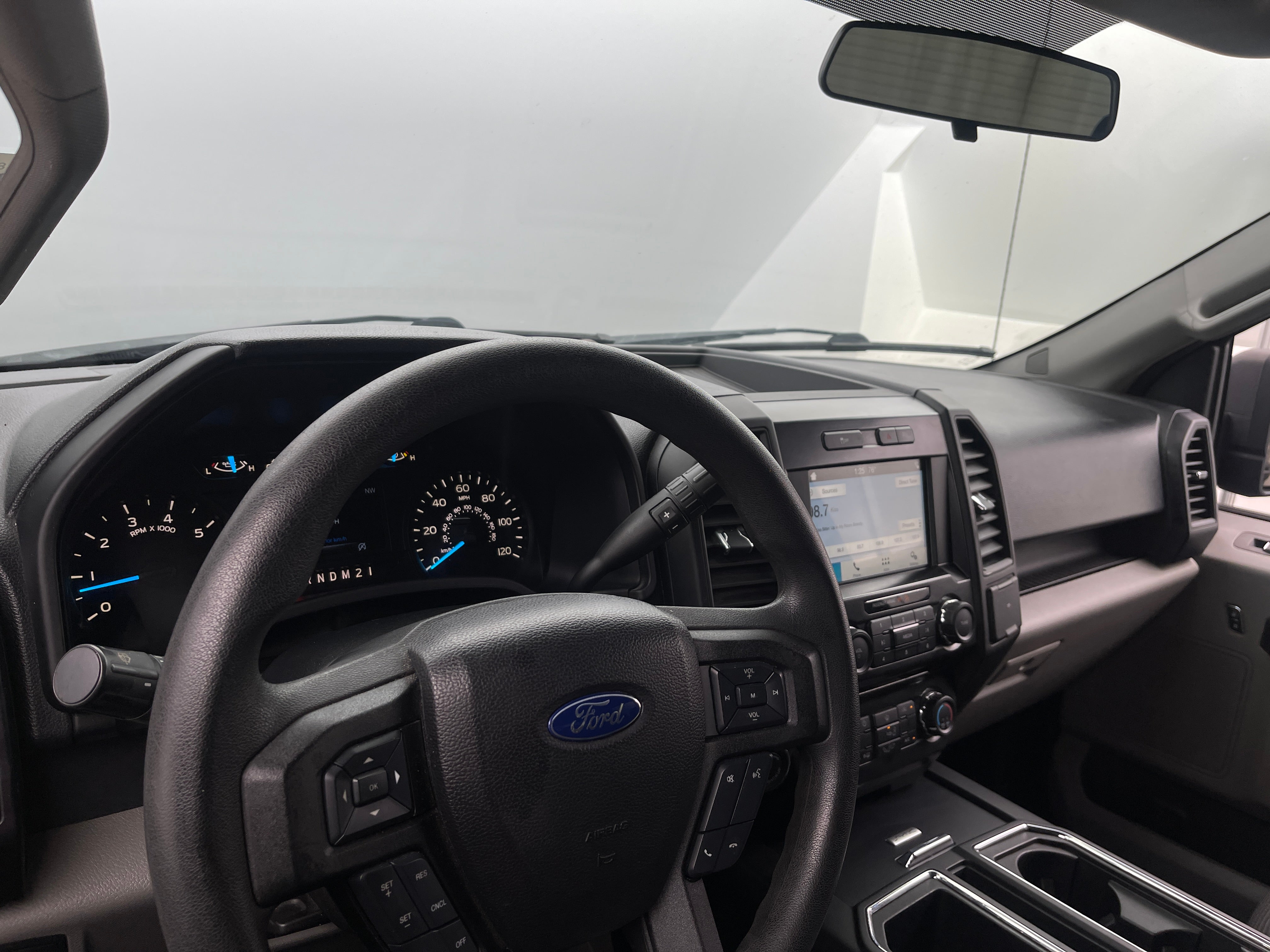Thumbnail: 2017 Ford Econoline - 3
